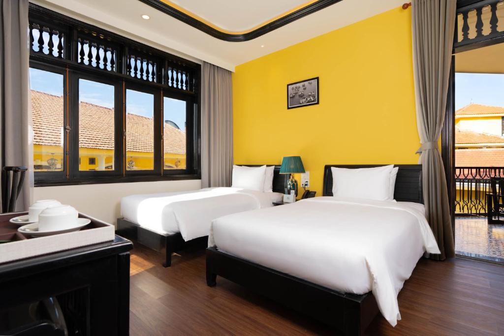 Family Room Connecting Room