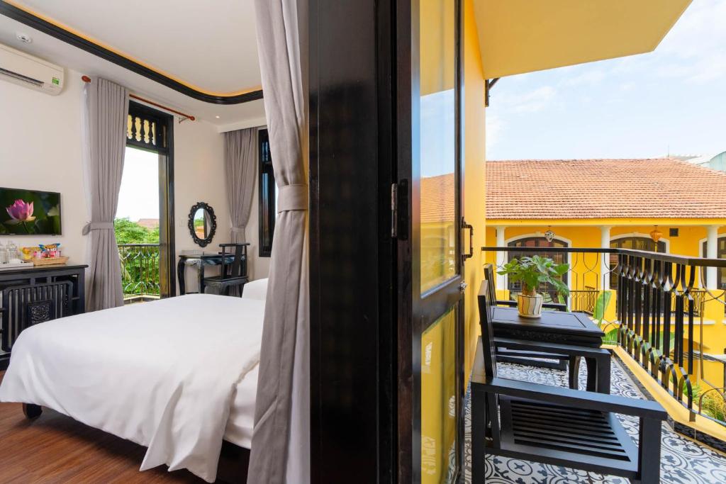 Family Room Connecting Room