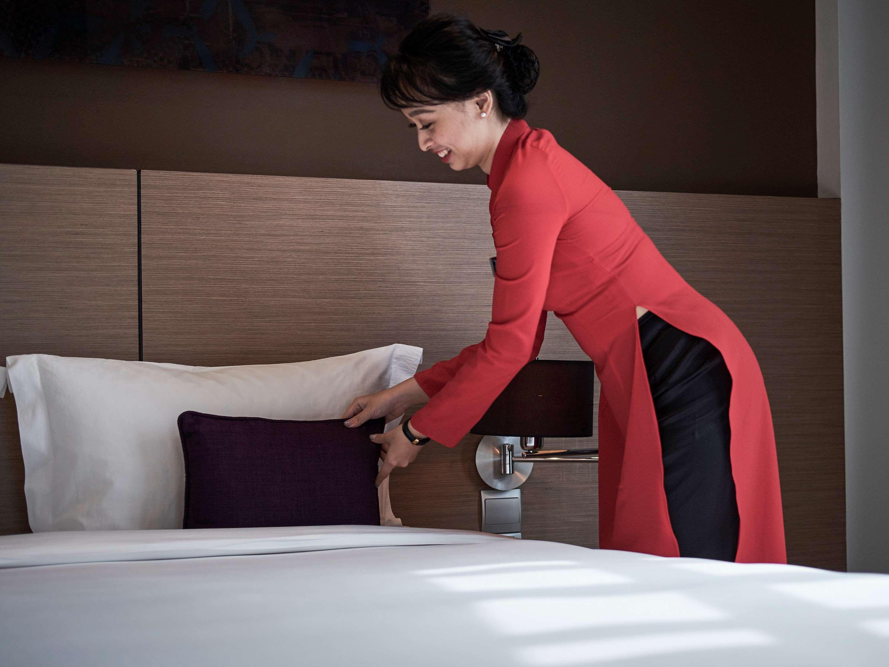 Single Superior Queen Bed