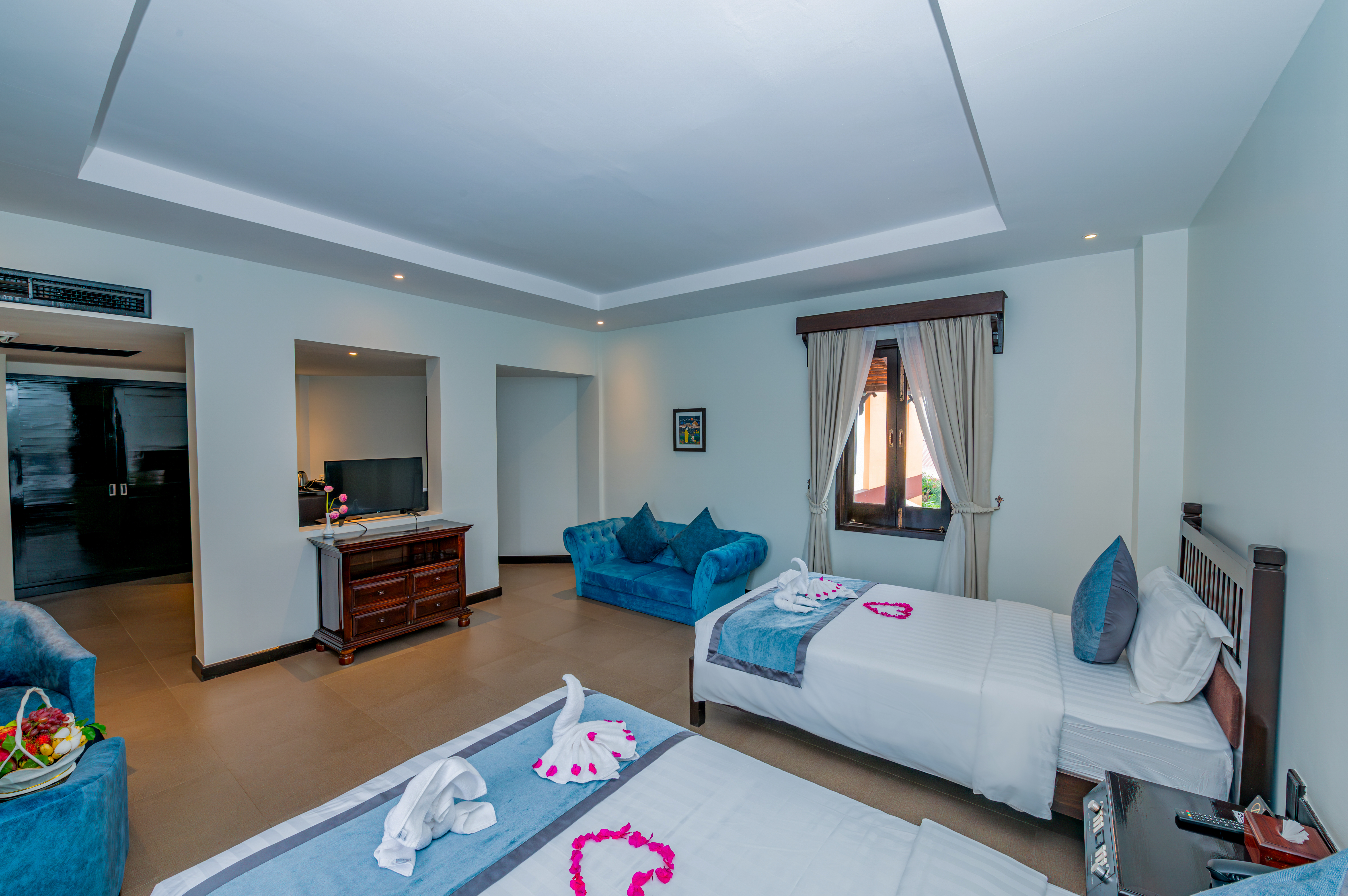 Twin Premium King Bed