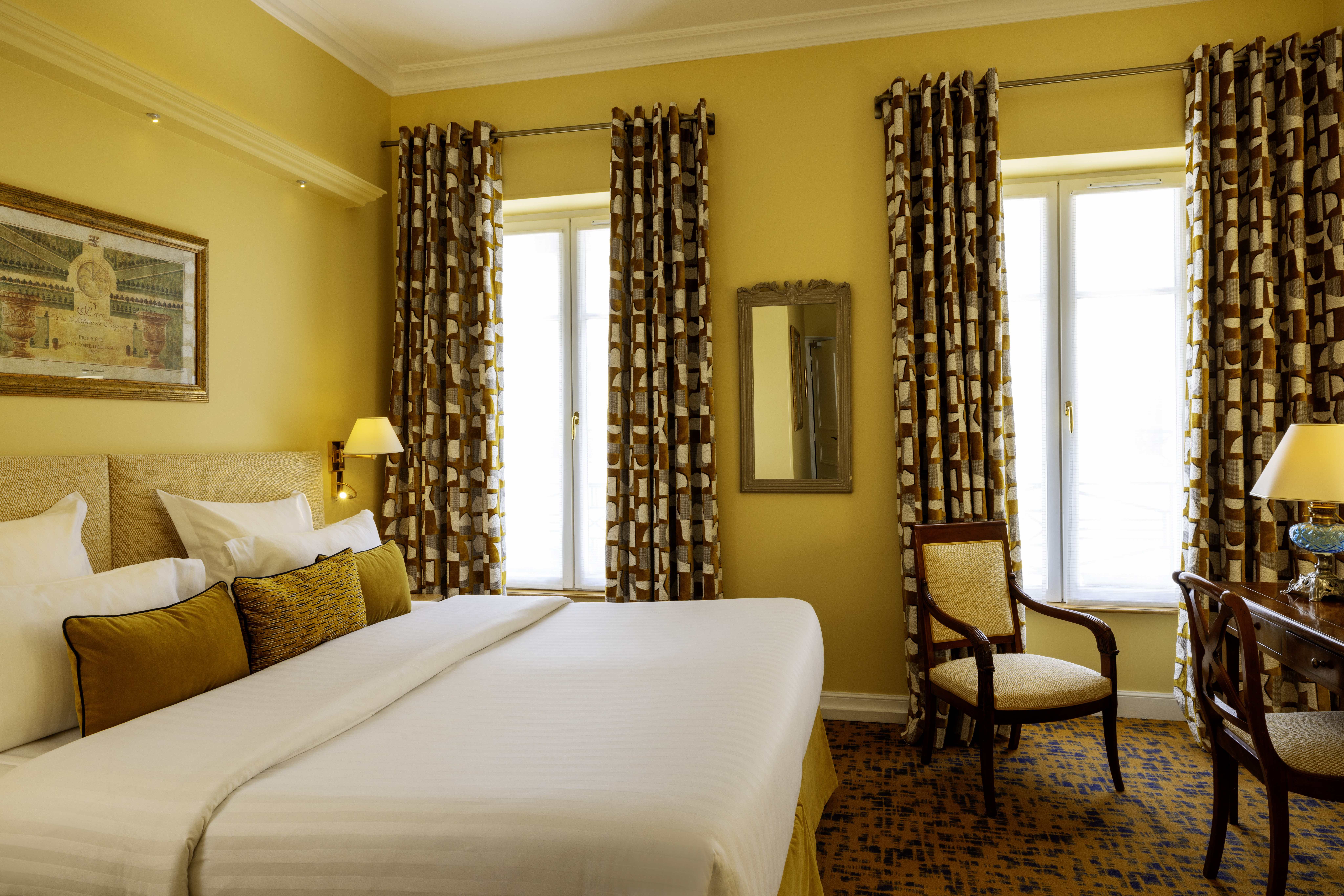 Room Connecting Room