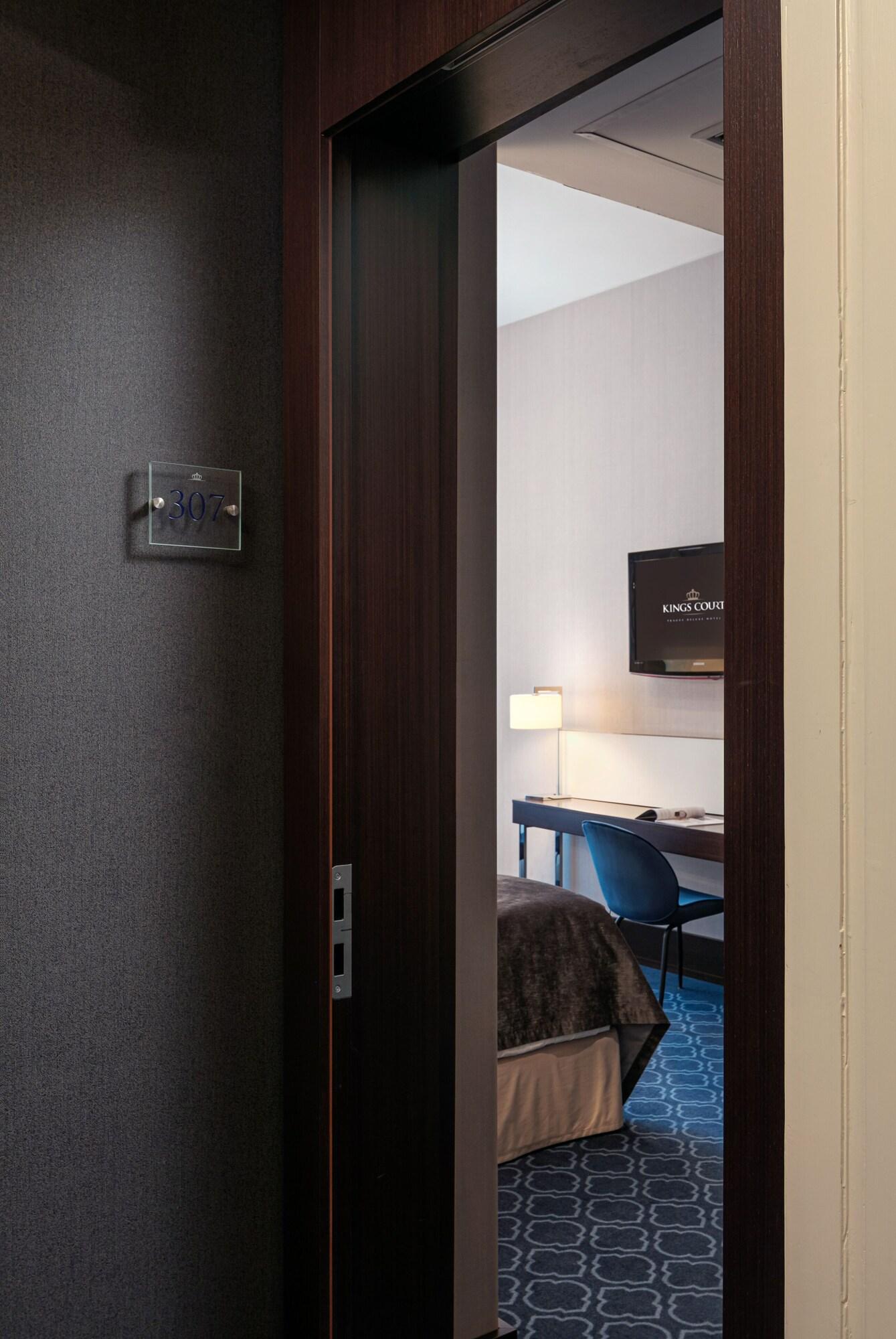 Room Deluxe King Bed