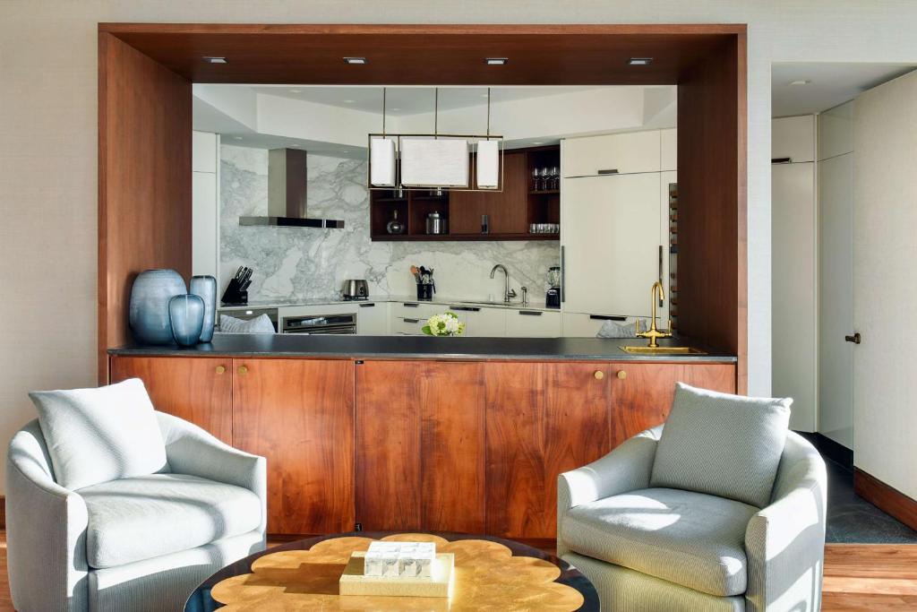 Room Penthouse with Views