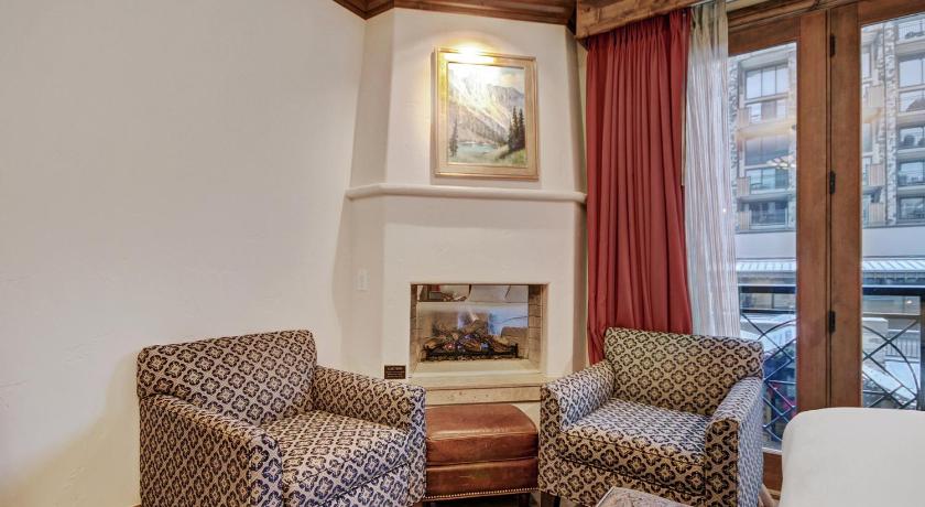 Double Executive Queen Bed