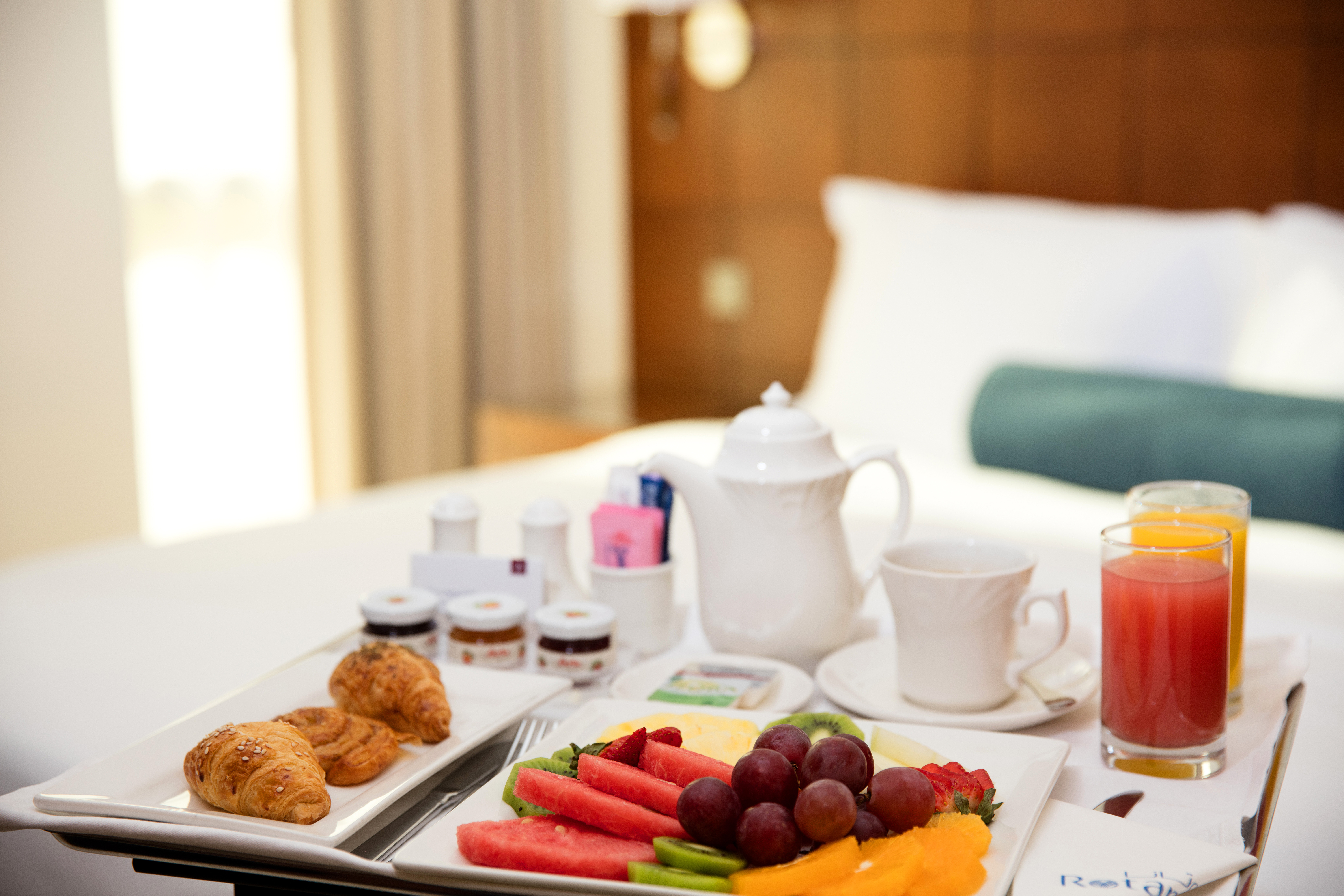 Suite City View King Bed