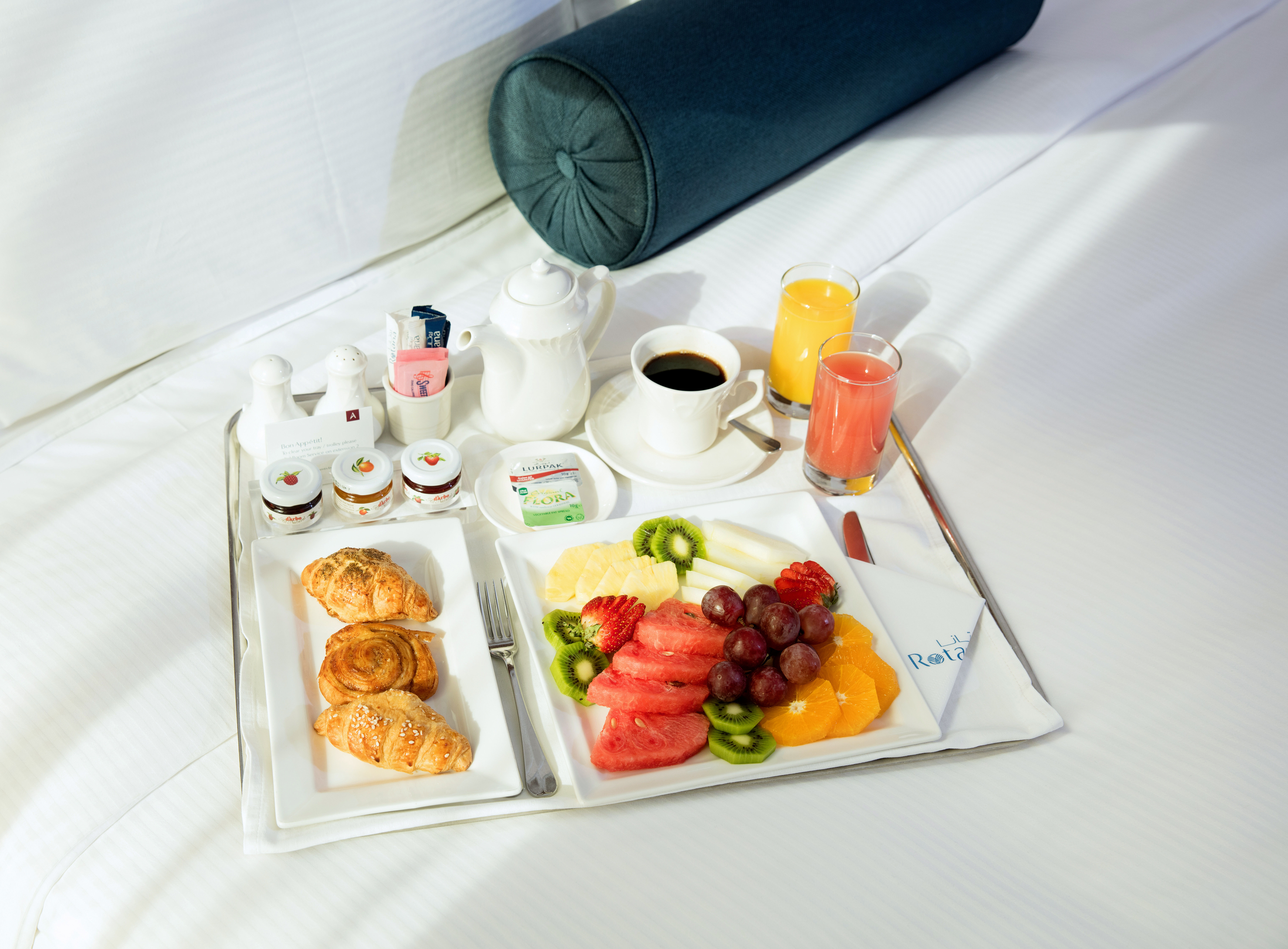 Suite City View King Bed