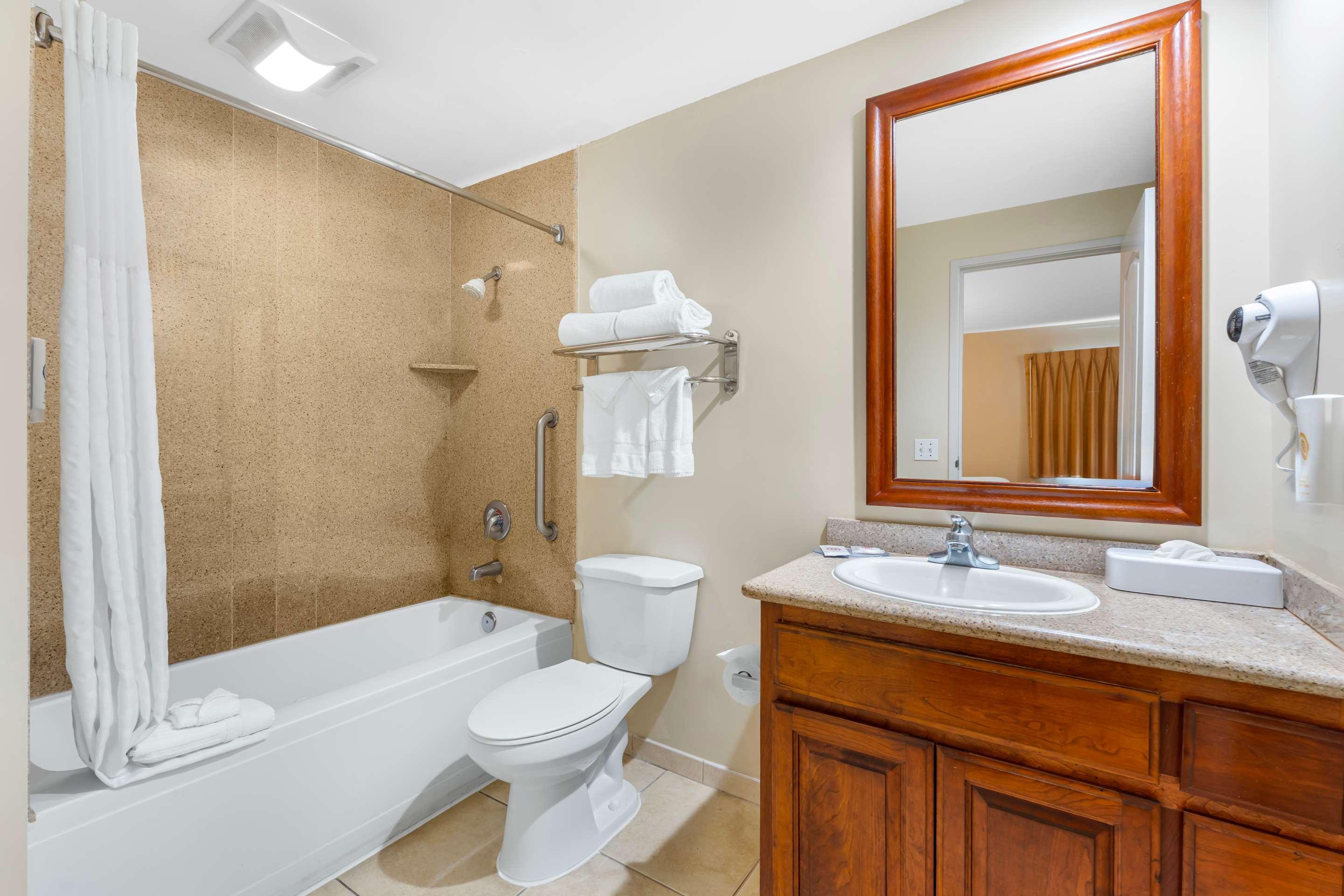 Quadruple Two Queen Beds