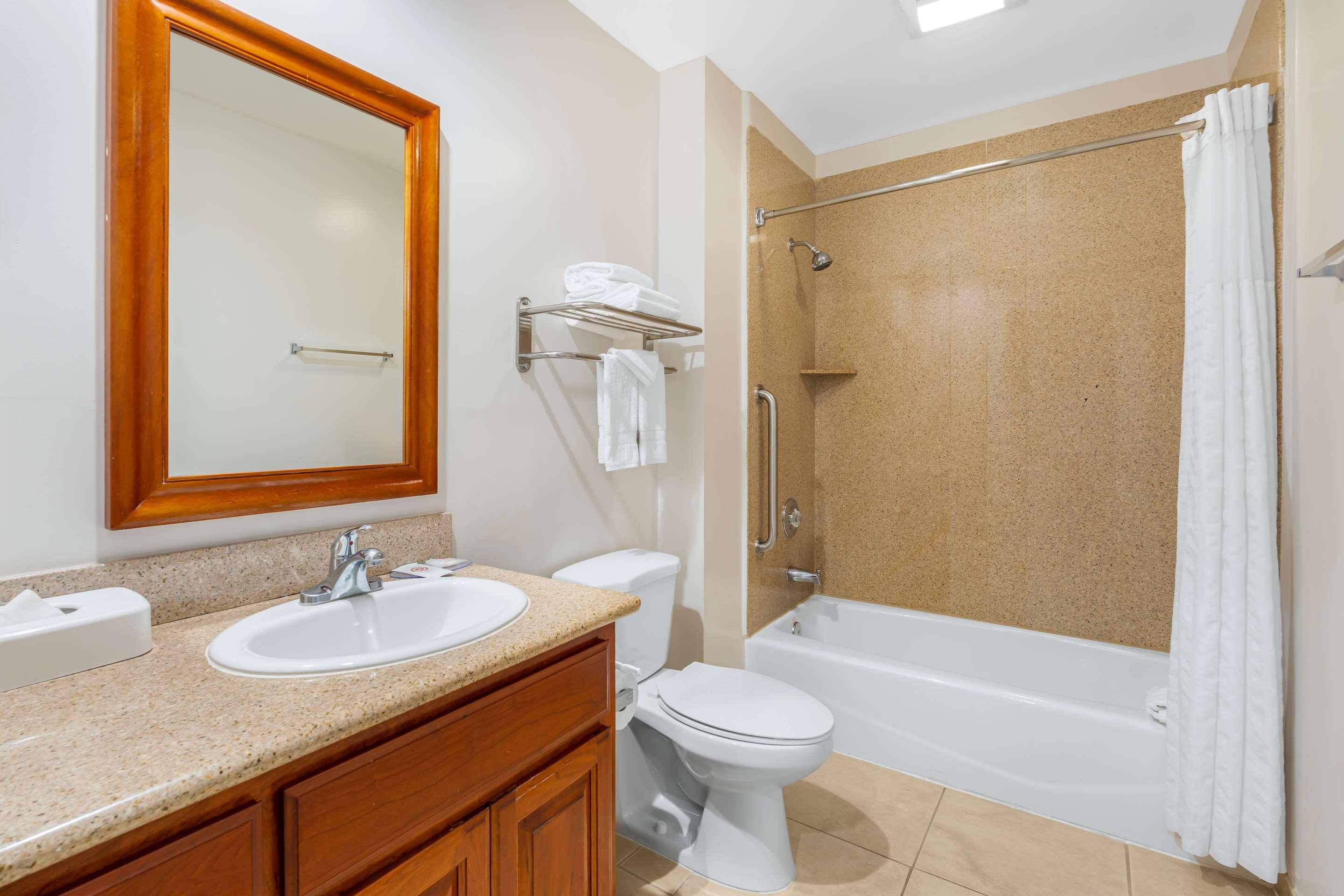 Double King Bed Non Smoking