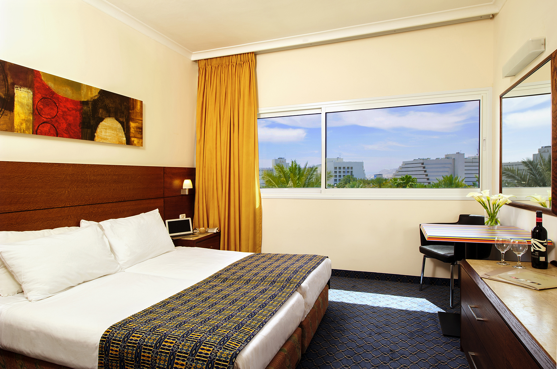 Double or Twin Standard