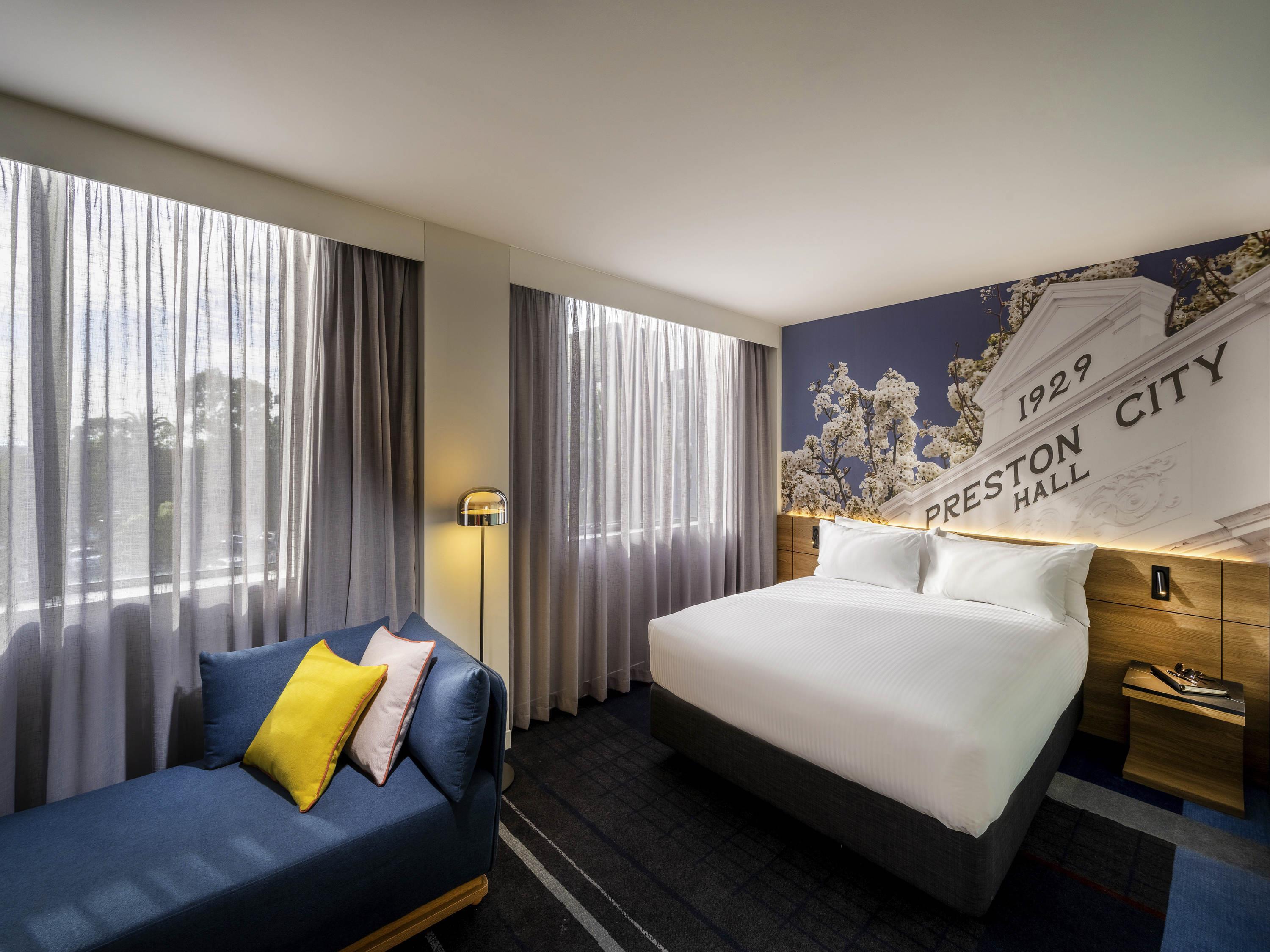 Double Deluxe Queen Bed