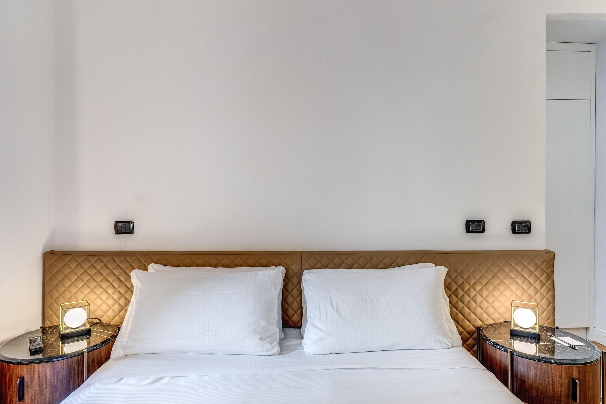 Double Queen Size Bed