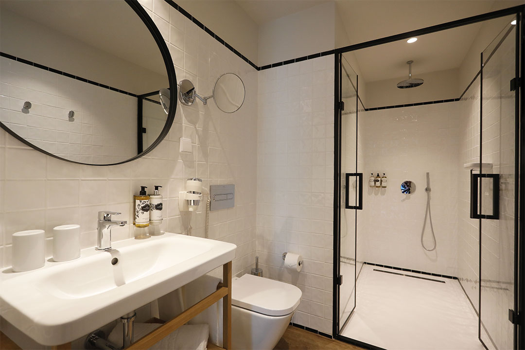 Twin Superior with Balcony