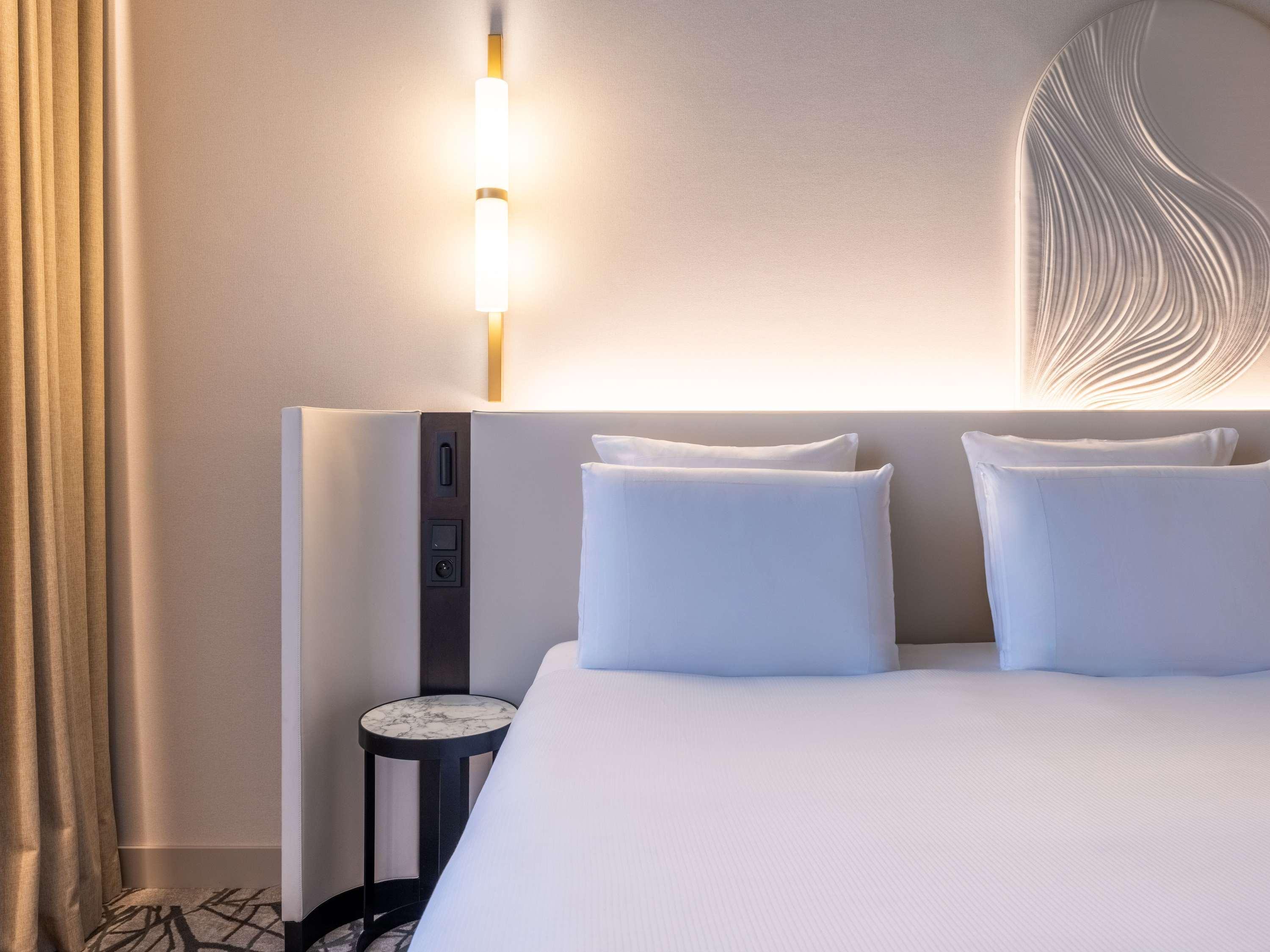 Double Classic King Bed