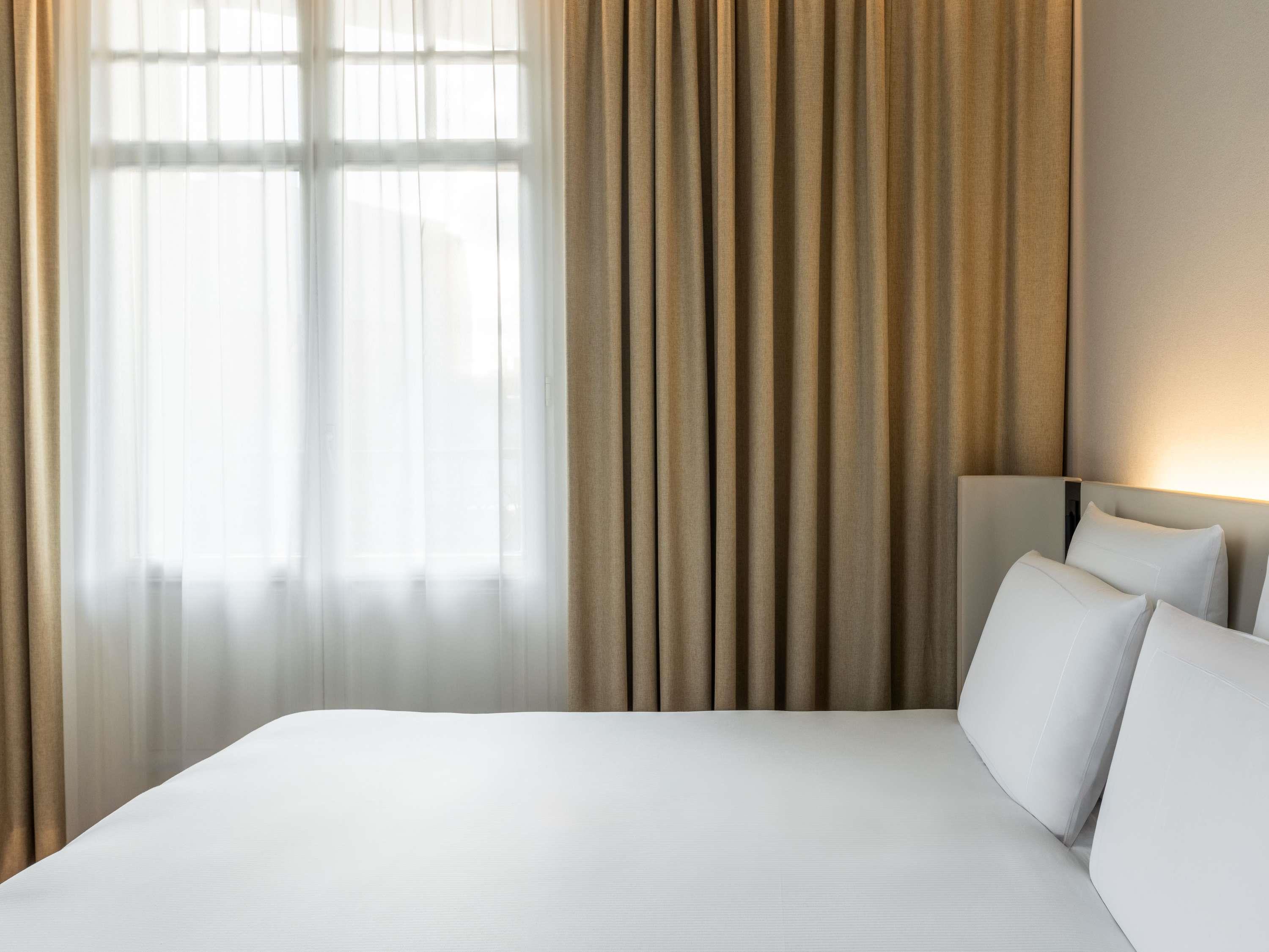 Double Superior King Bed