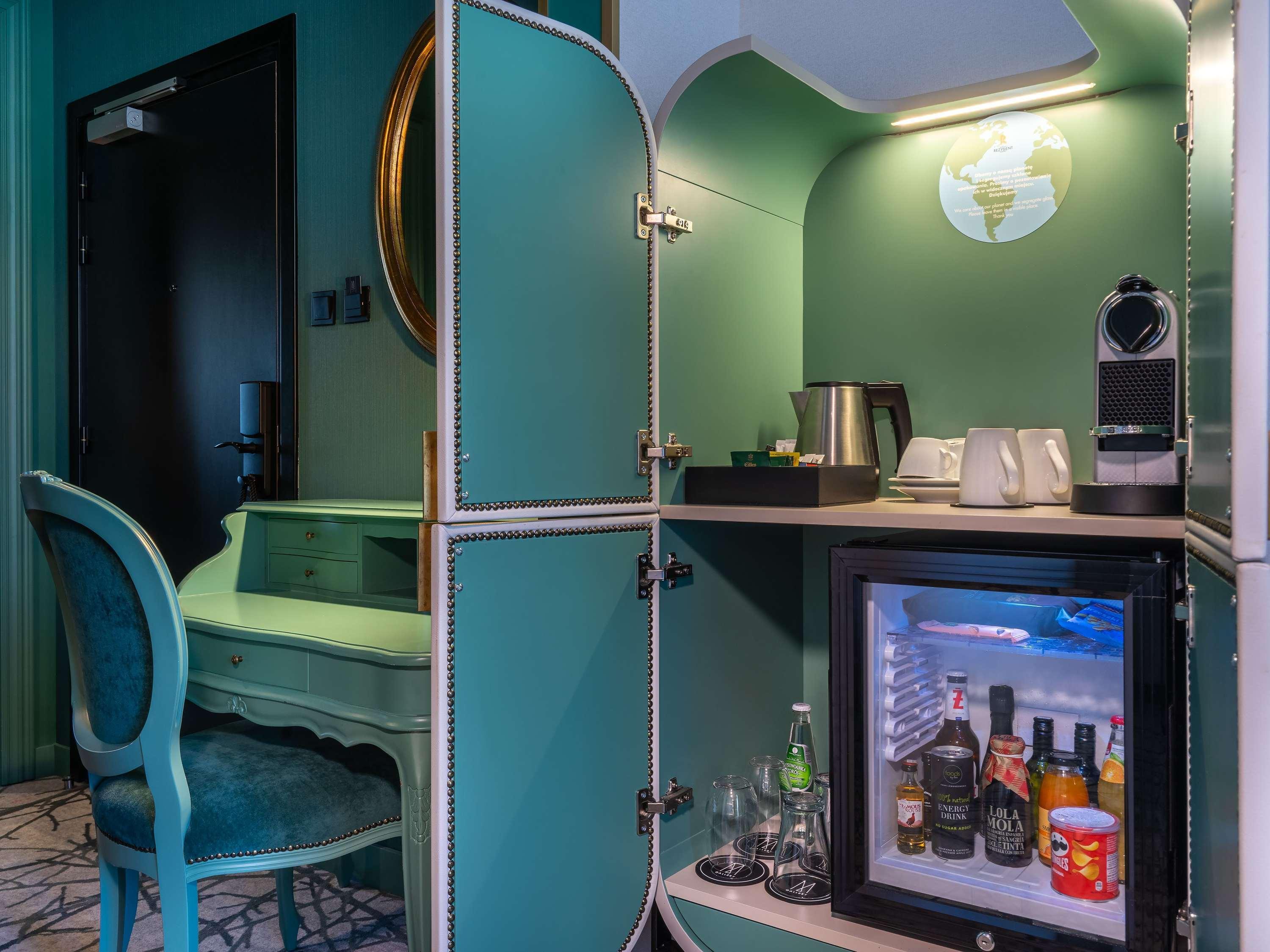 Double Superior King Bed