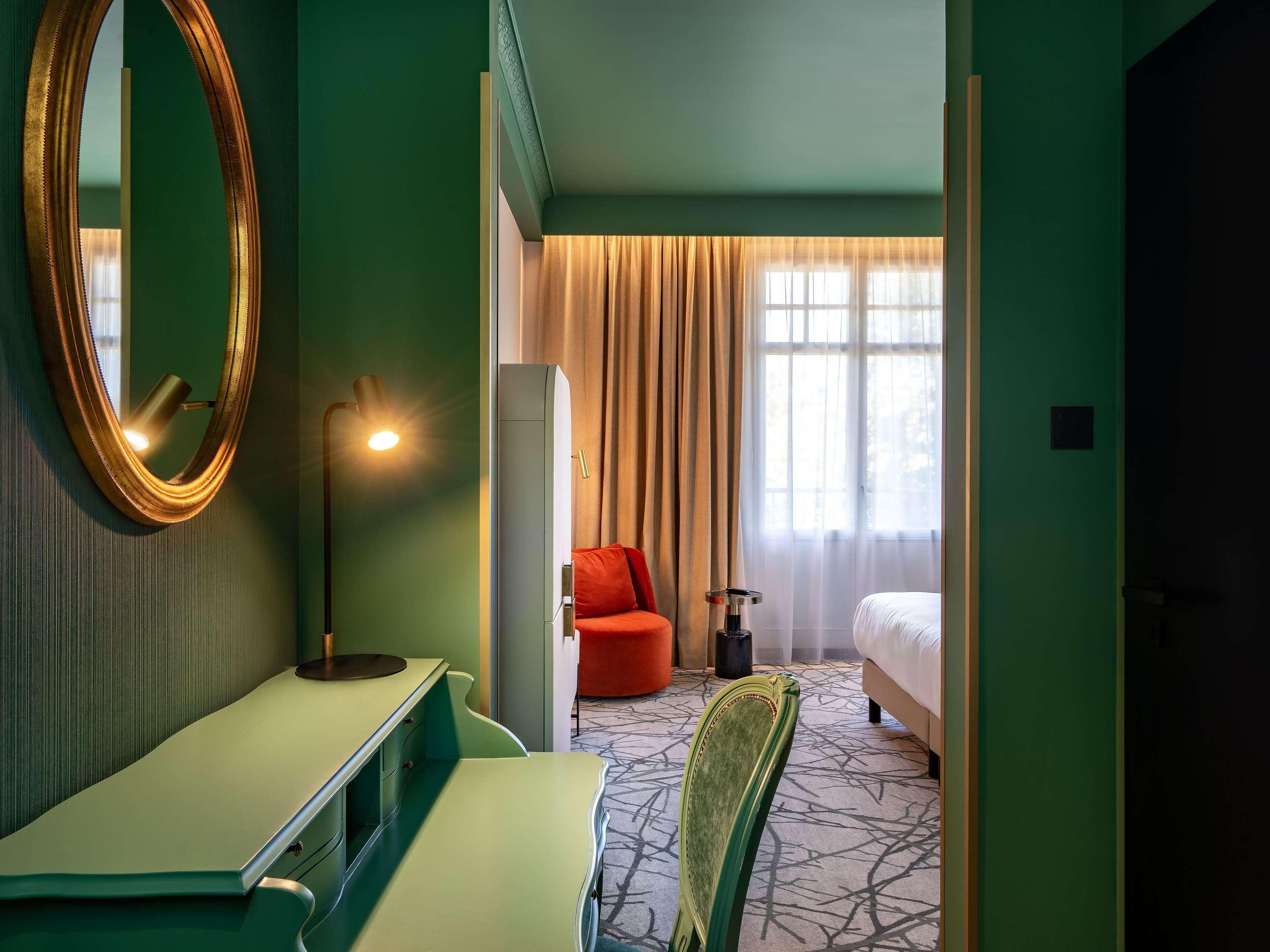 Double Superior King Bed