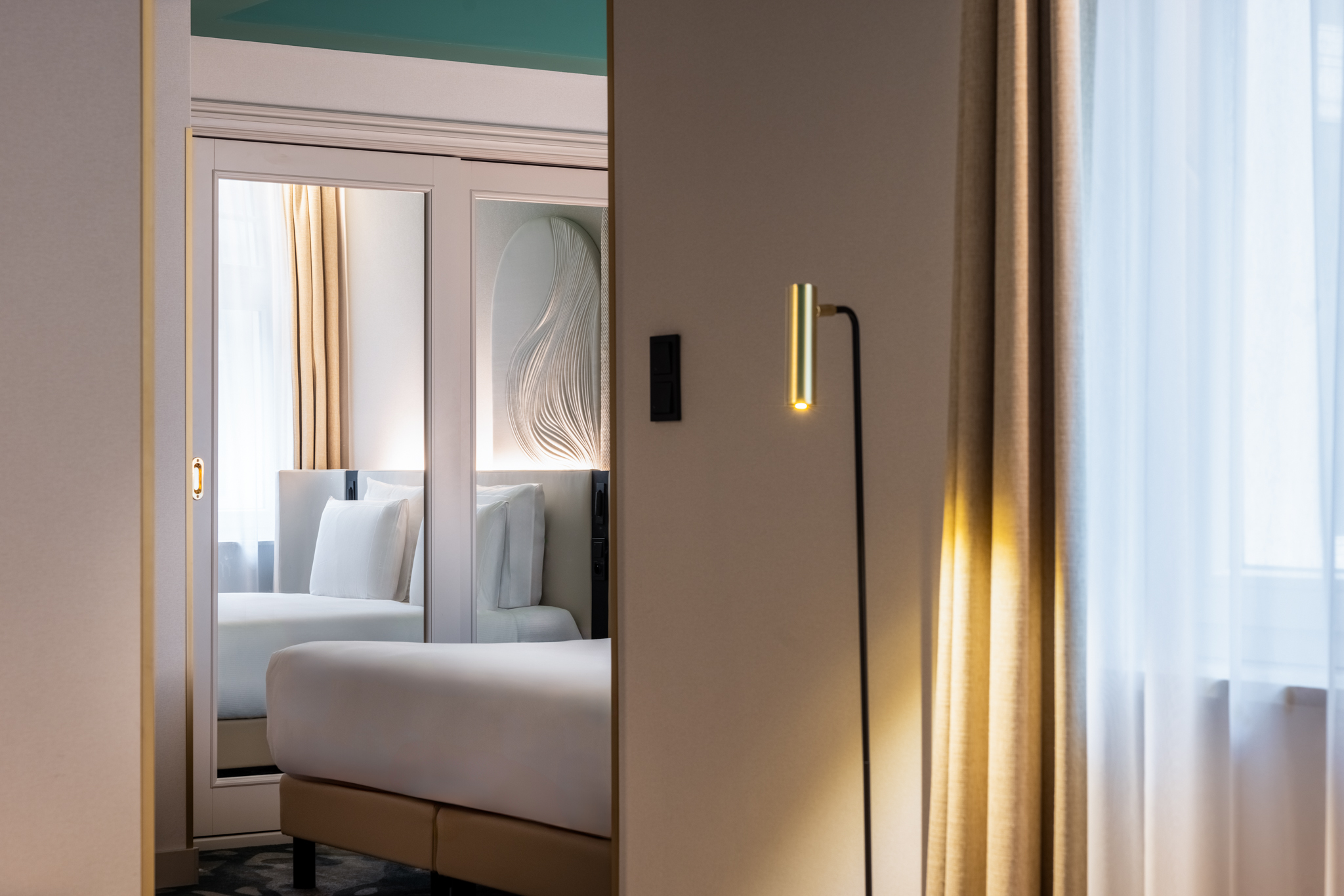 Junior Suite King Size Bed