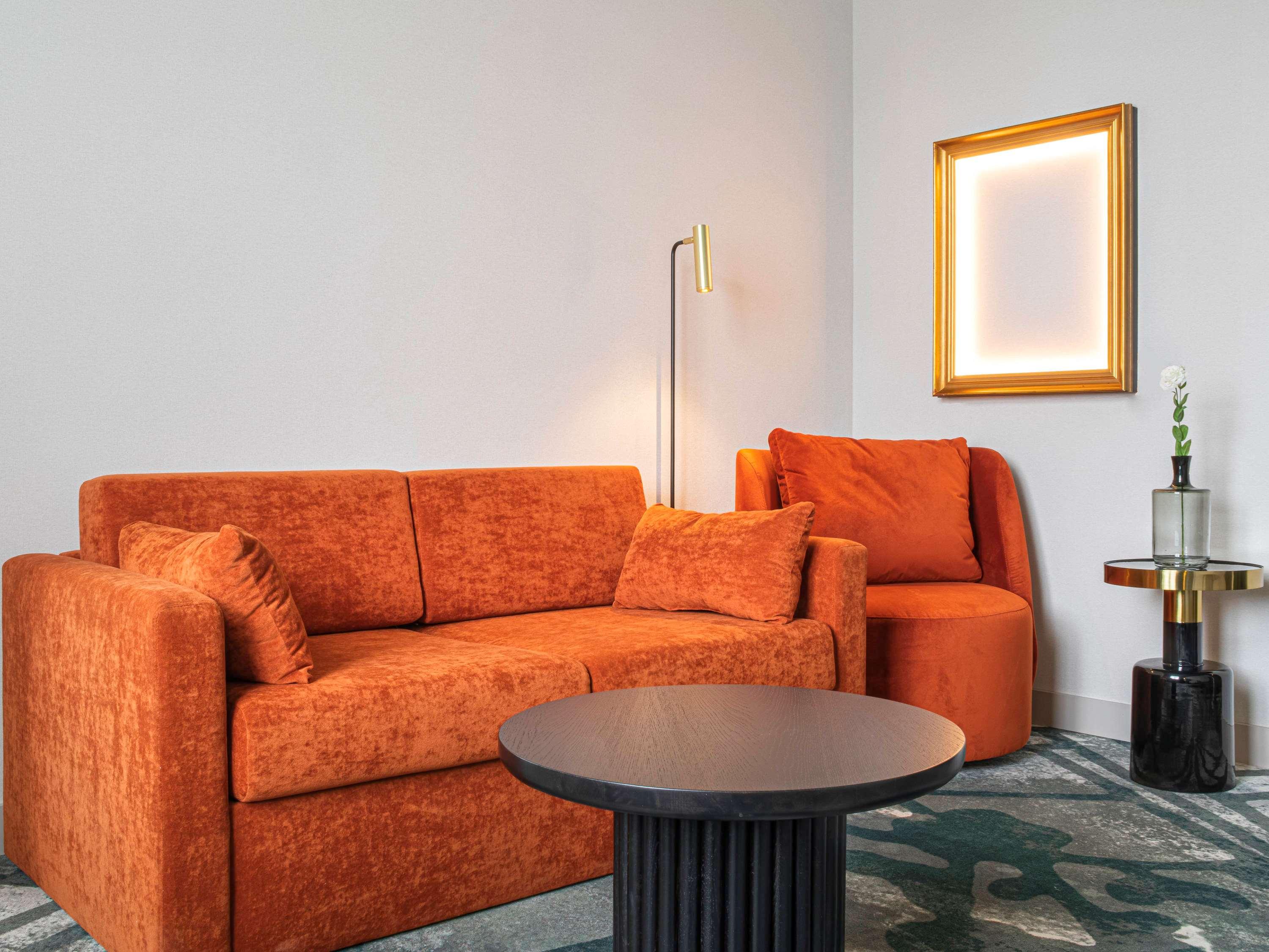 Double Deluxe King Bed