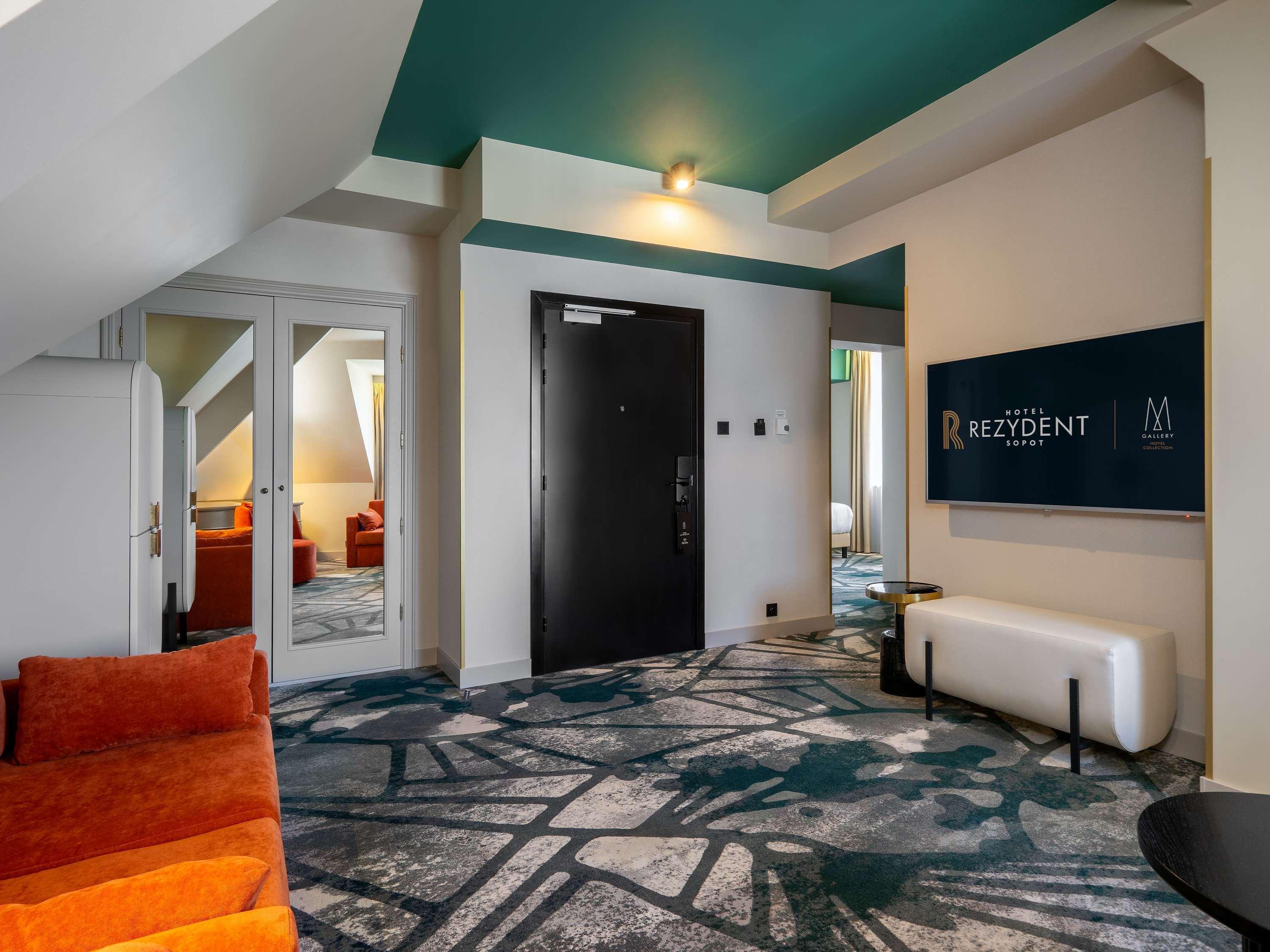 Junior Suite King Size Bed