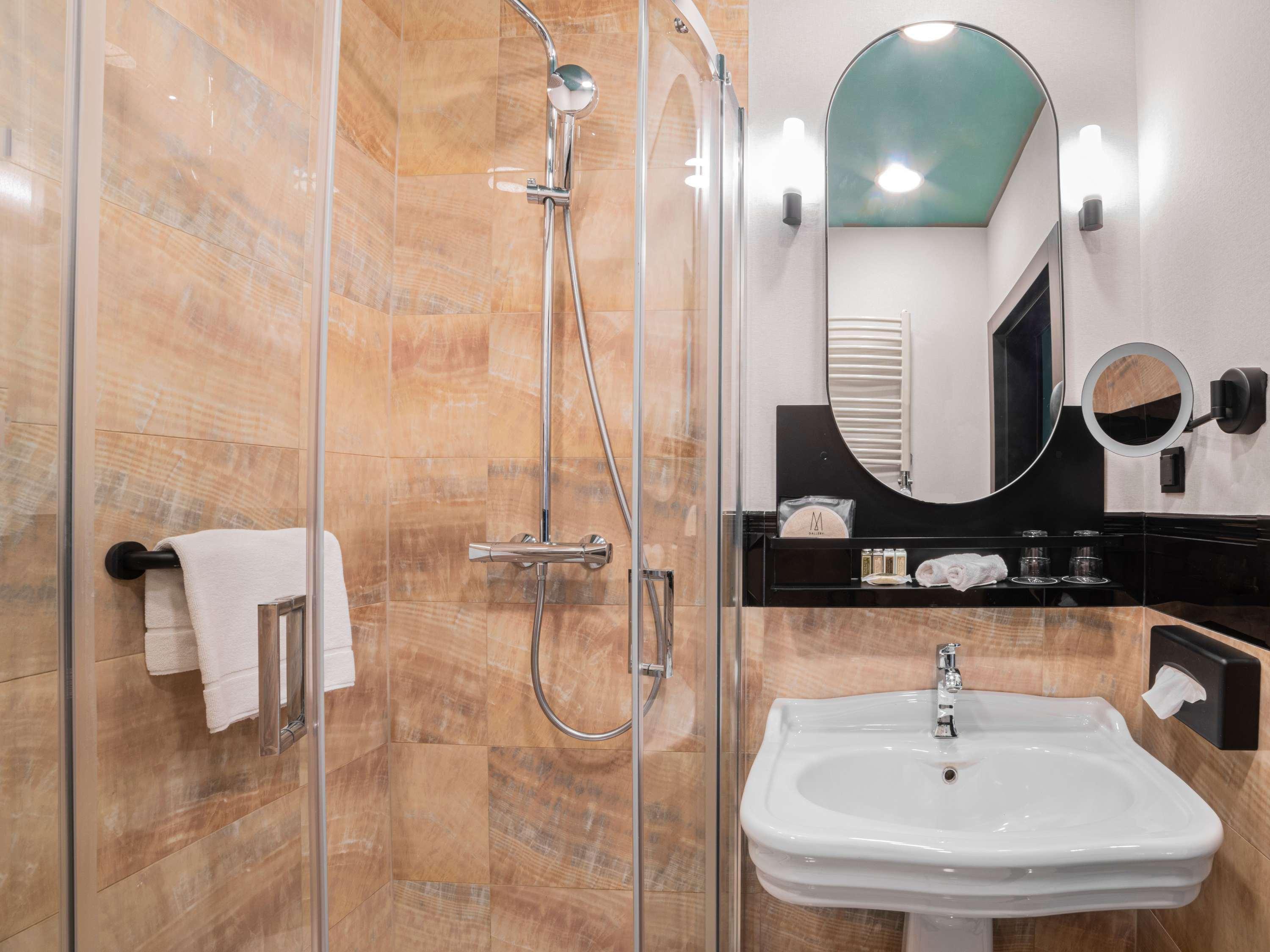 Junior Suite King Size Bed