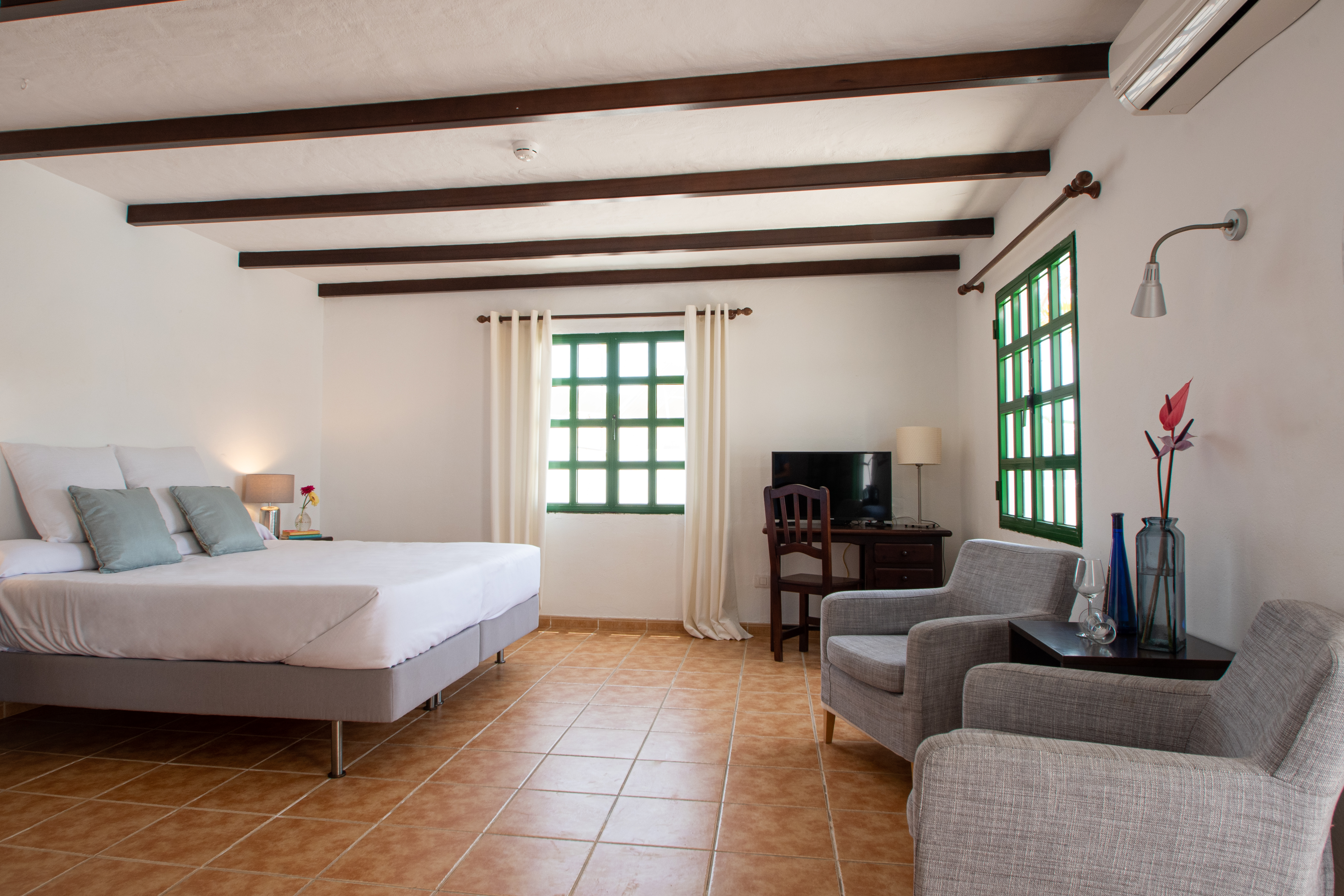 Family Room Capacity 4