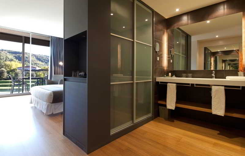 Family Room Capacity 4