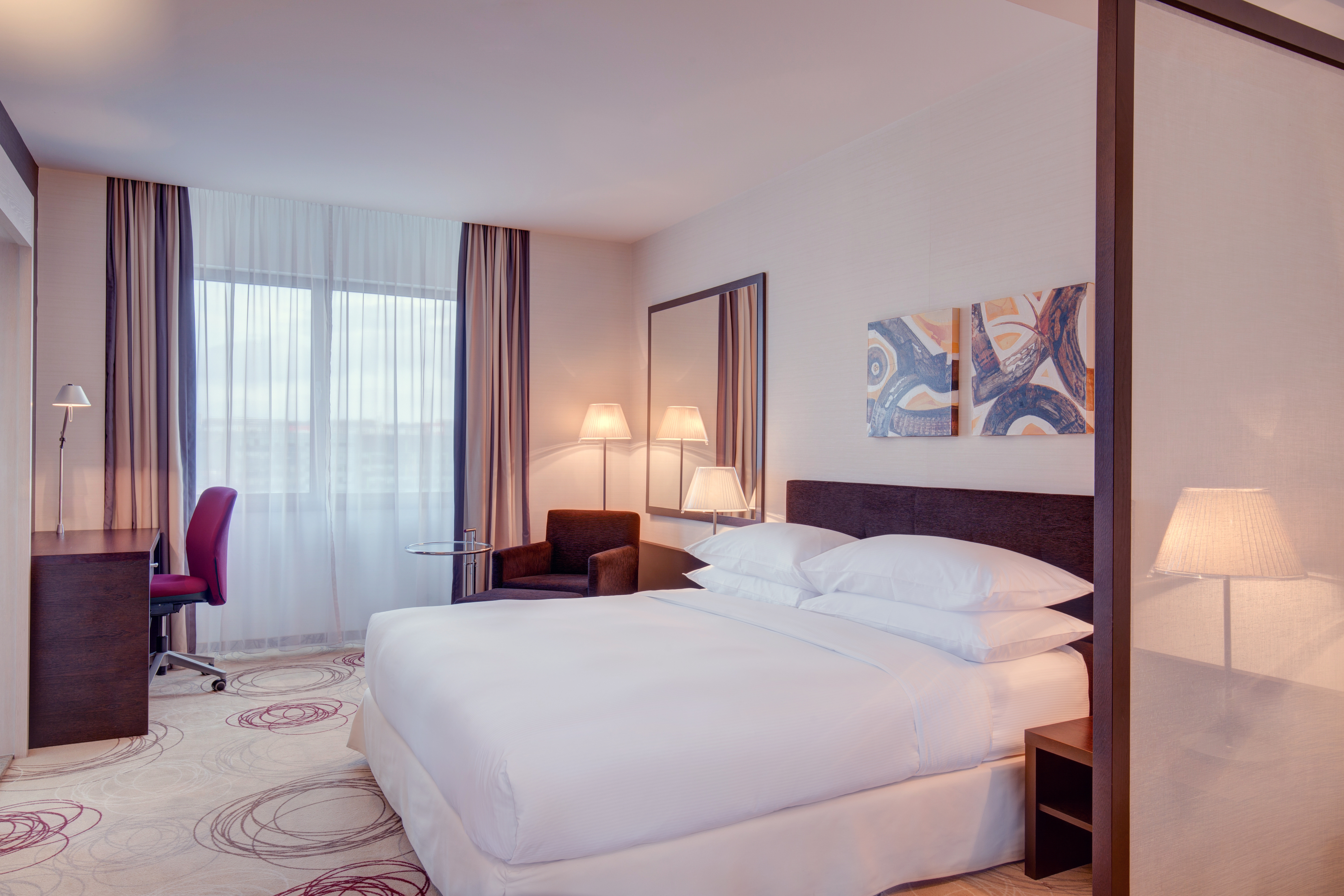 Double Deluxe King Bed