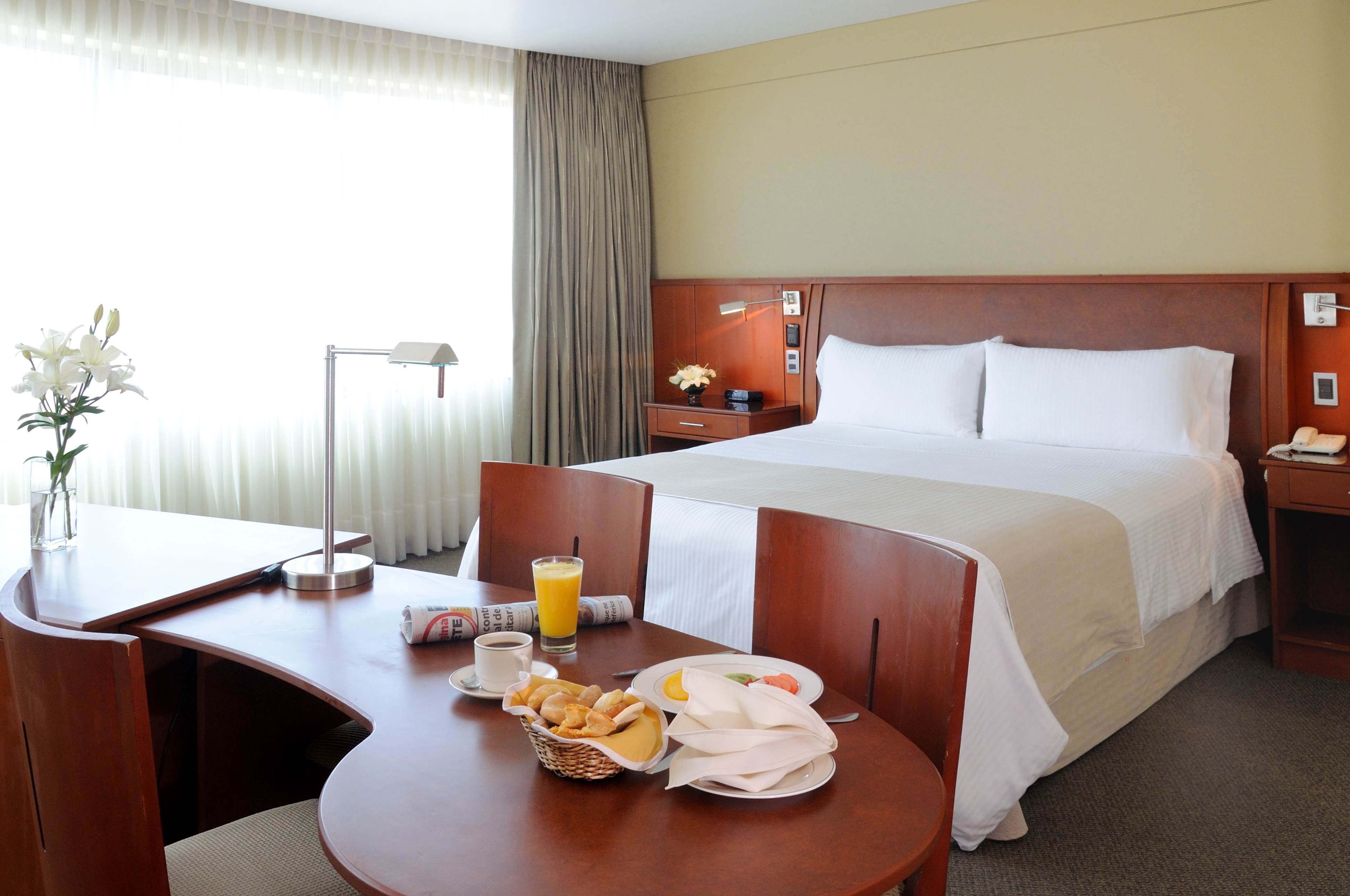 Junior Suite King Size Bed