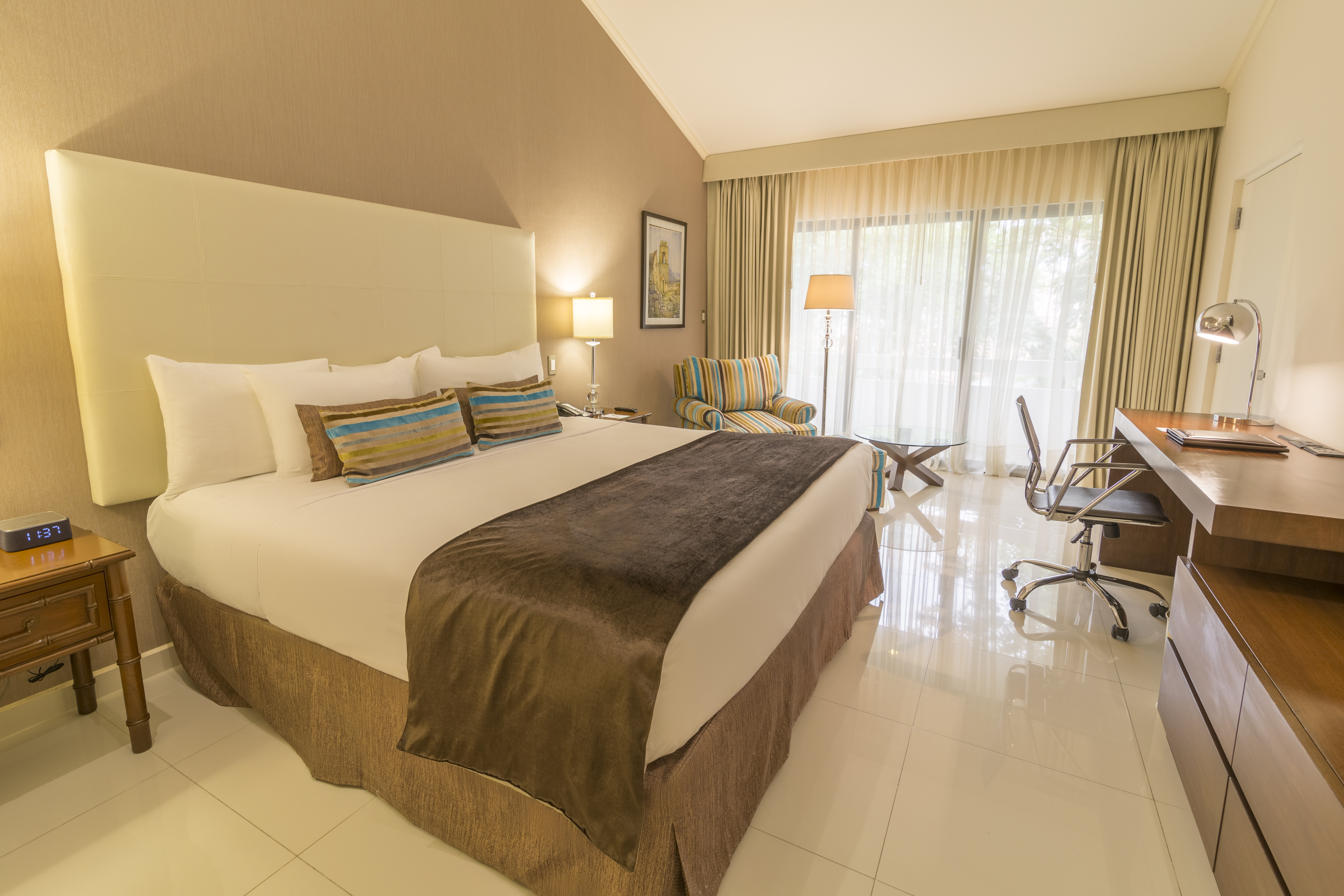 Double Executive King Bed