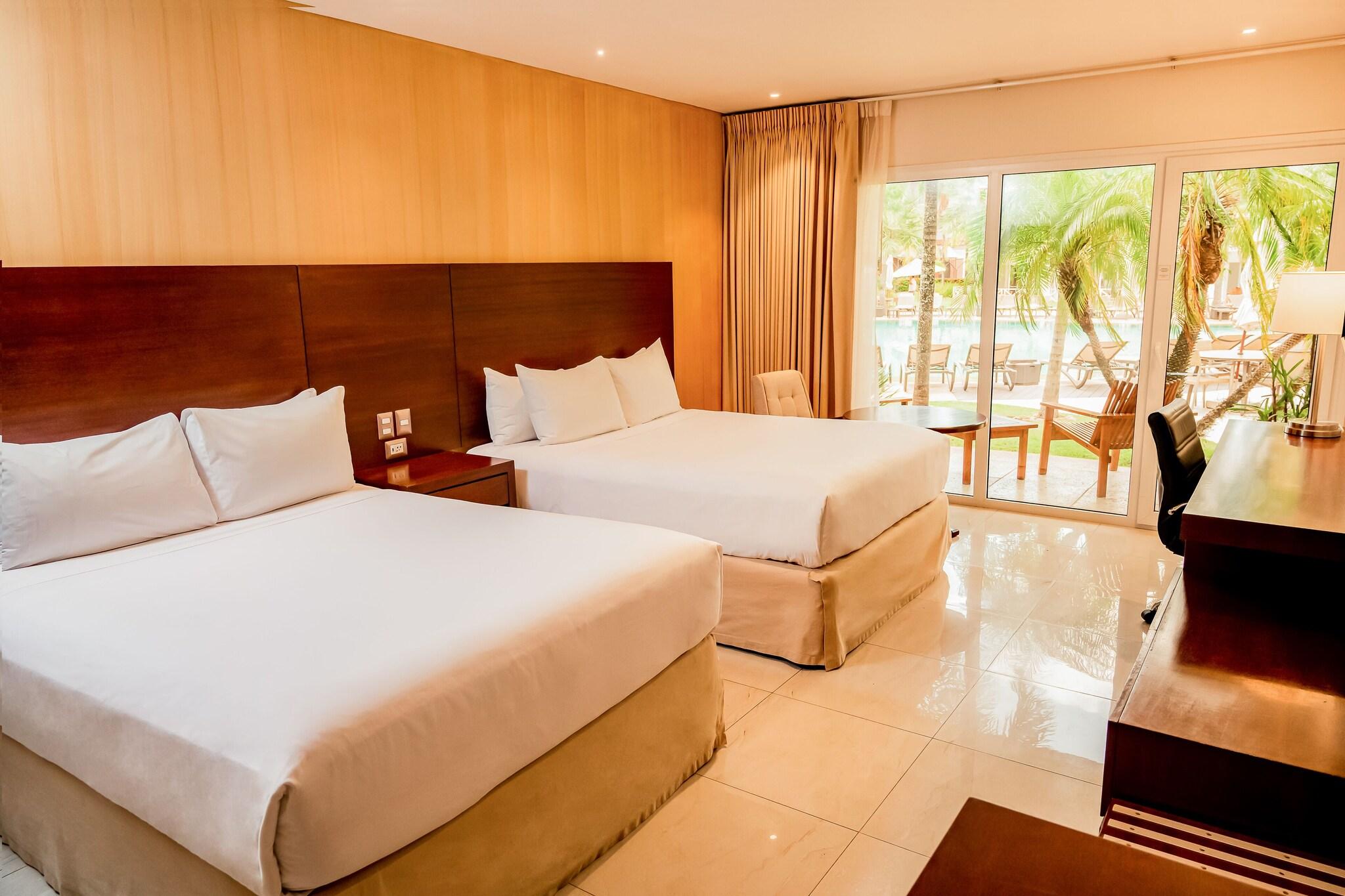 Double Two Queen Beds