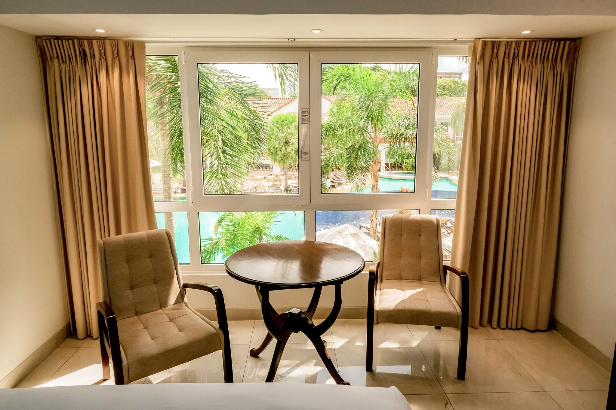 Double Pool View King Bed