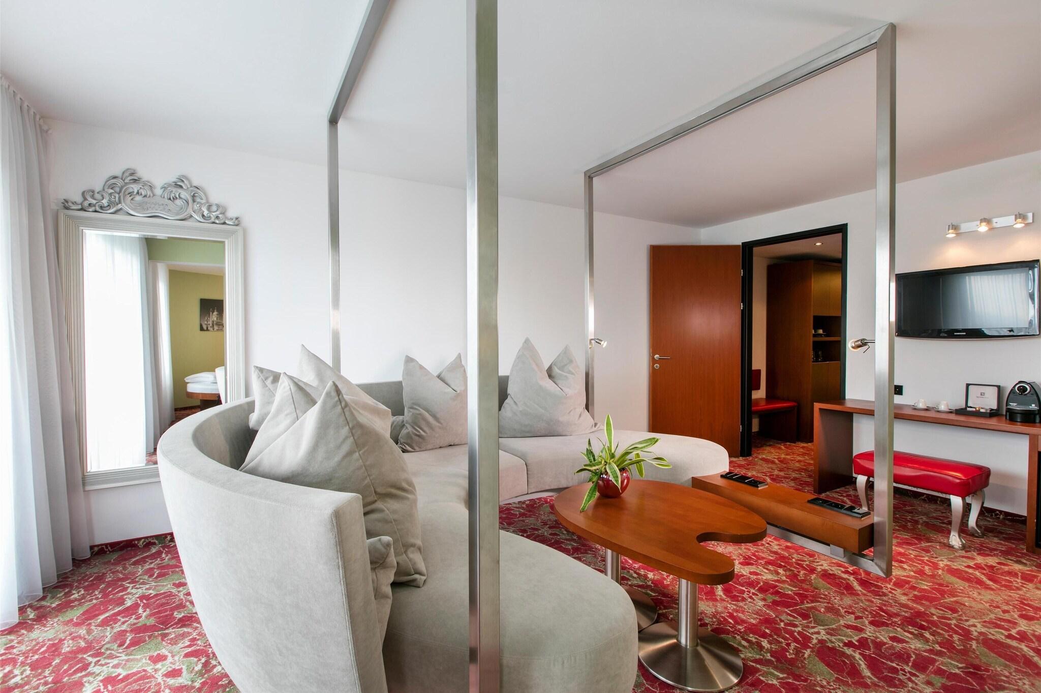 Junior Suite King Size Bed