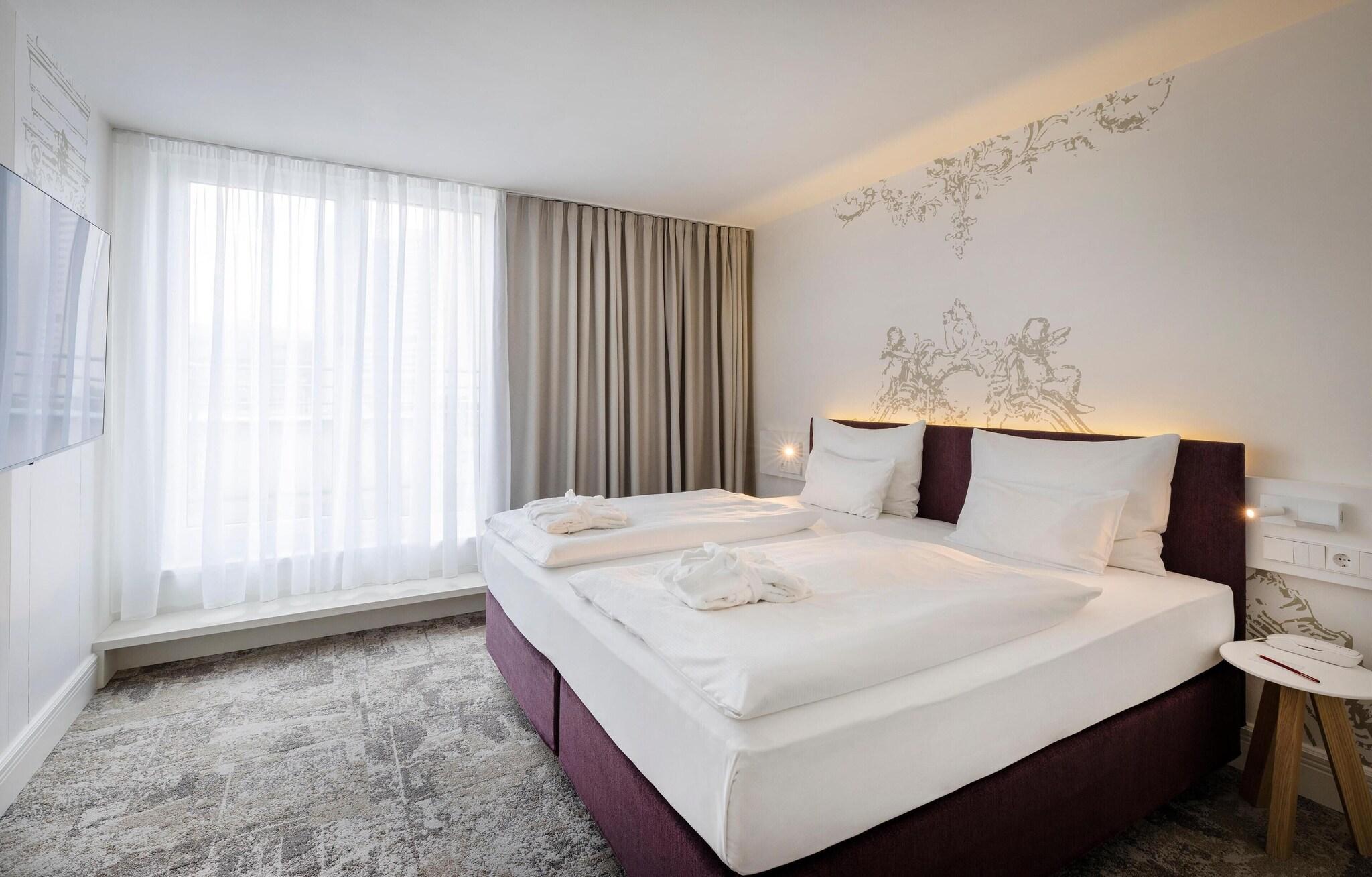 Suite with Double Bed