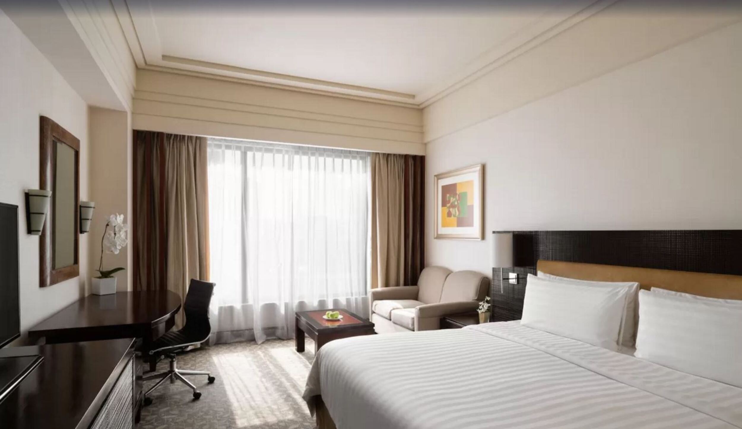 Double Club King Bed