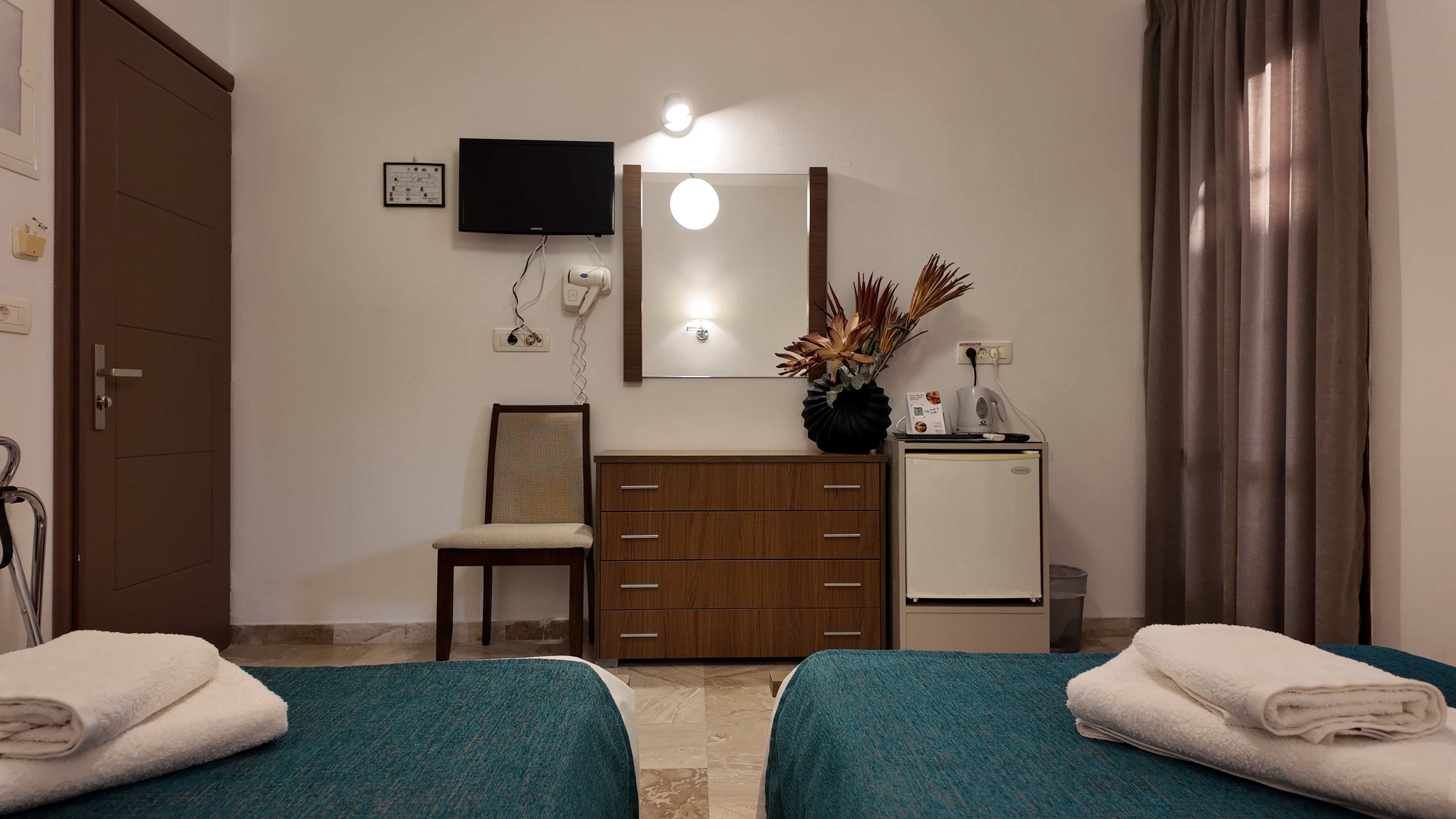 Double or Twin Standard