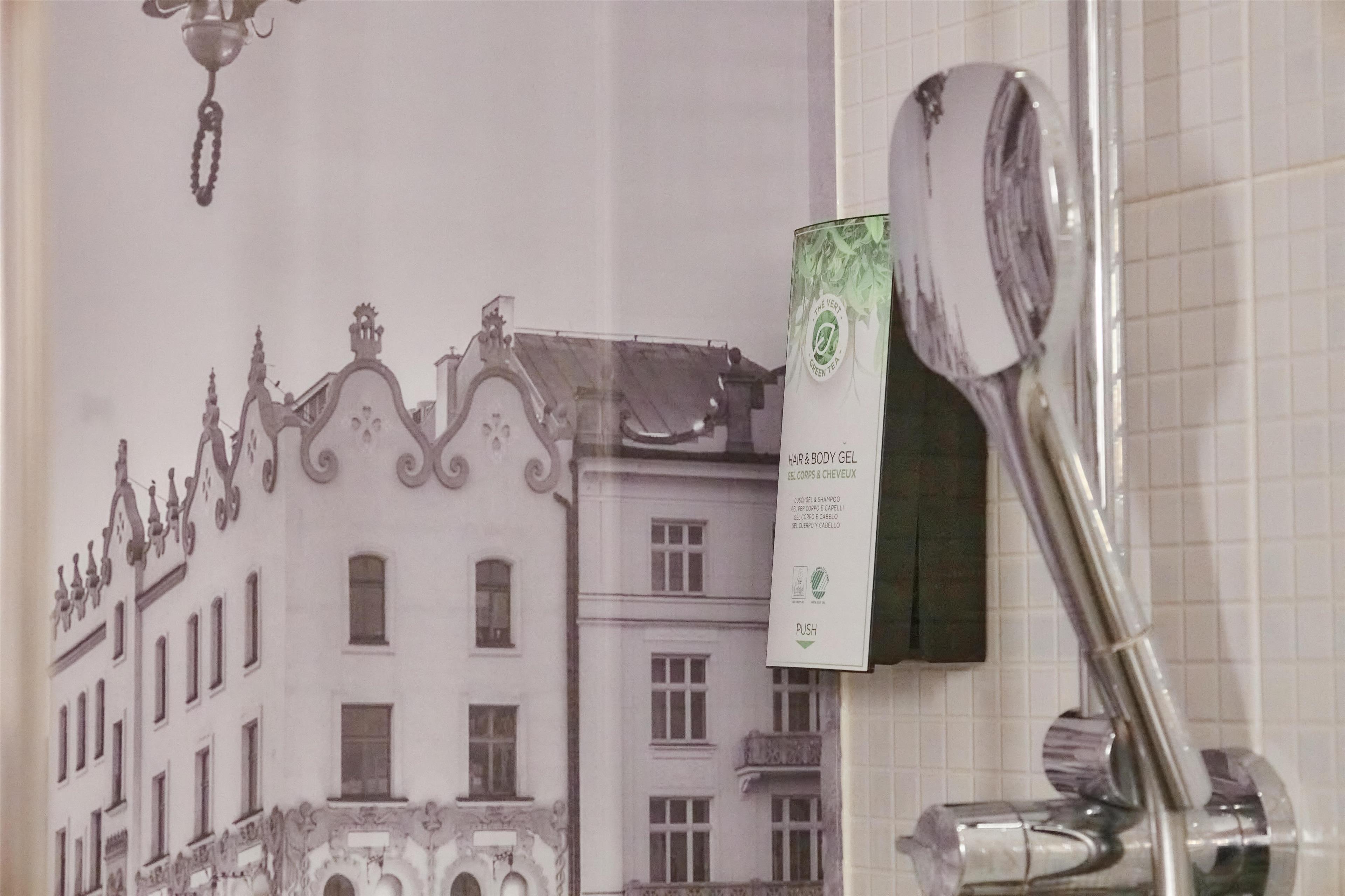 Double Superior King Bed