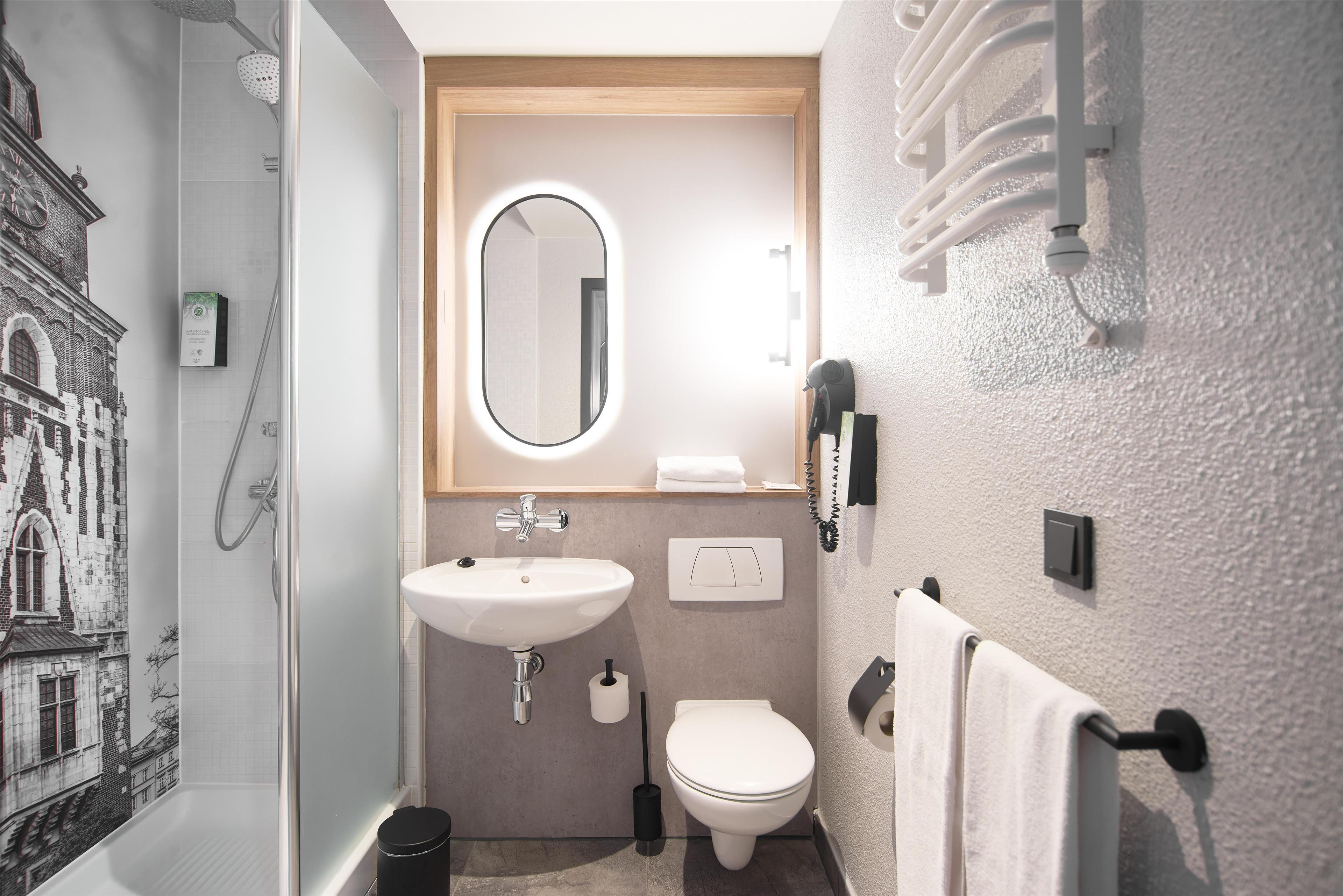 Double Queen Size Bed