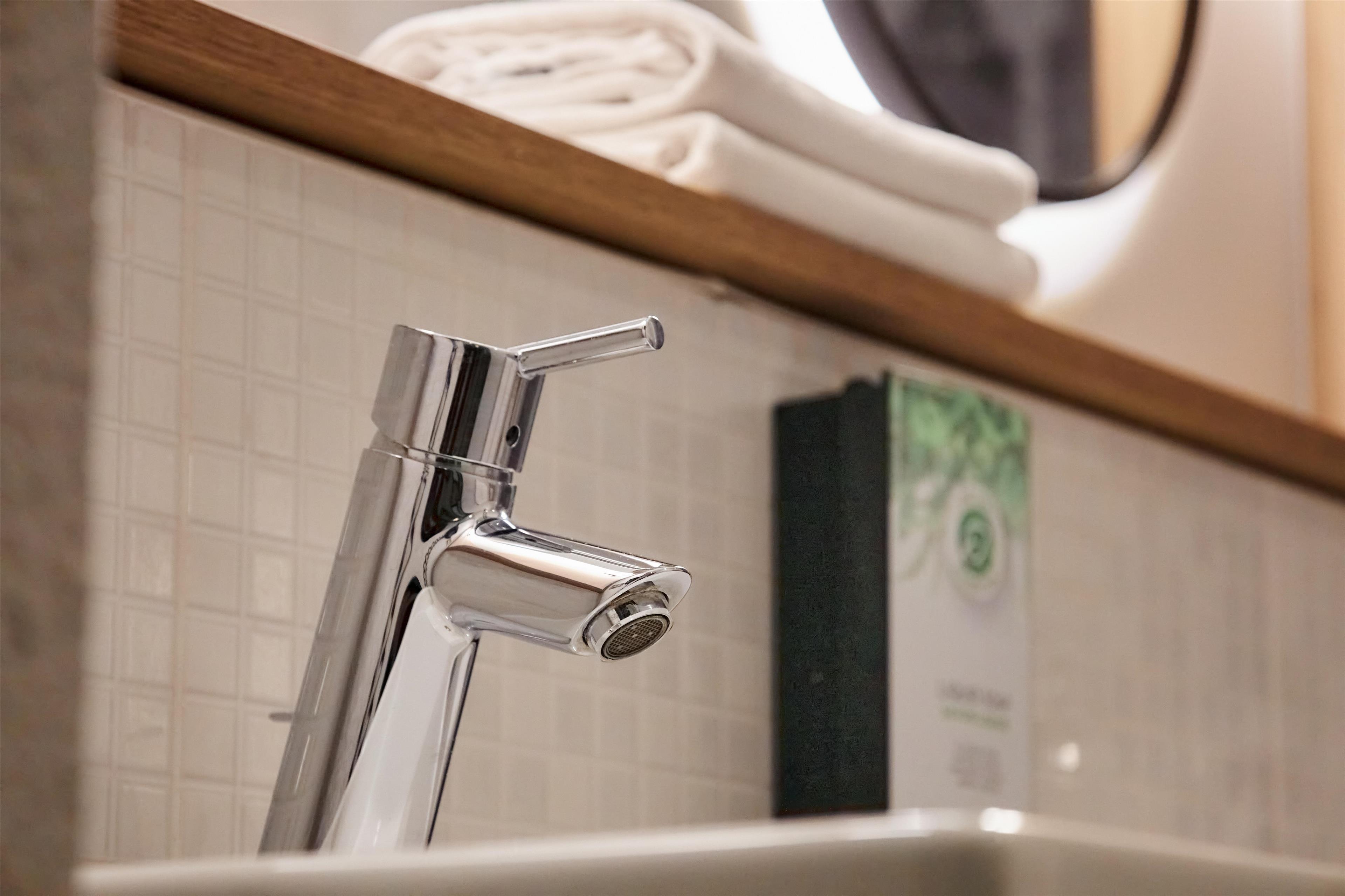 Double Queen Size Bed