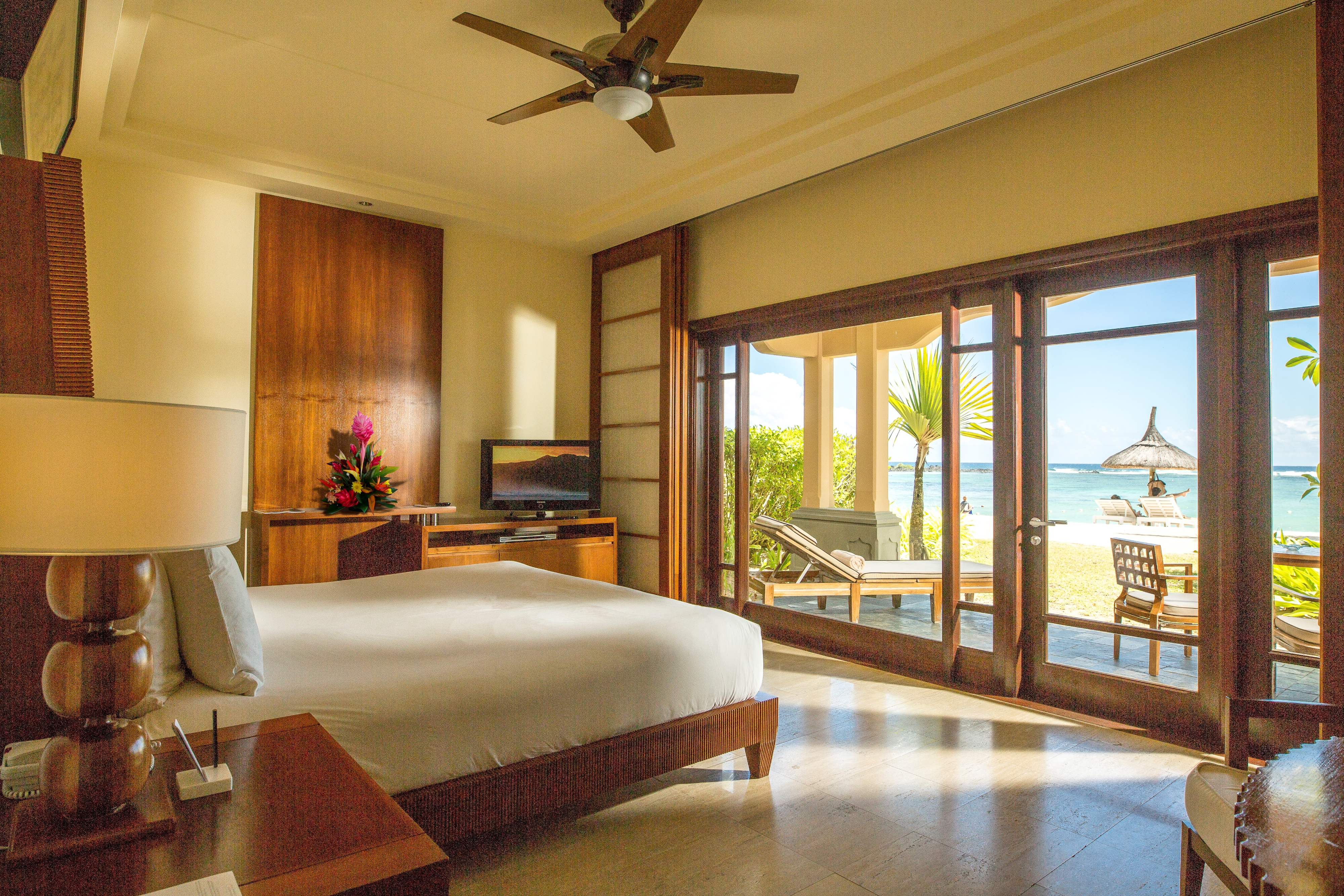Junior Suite Beach Front