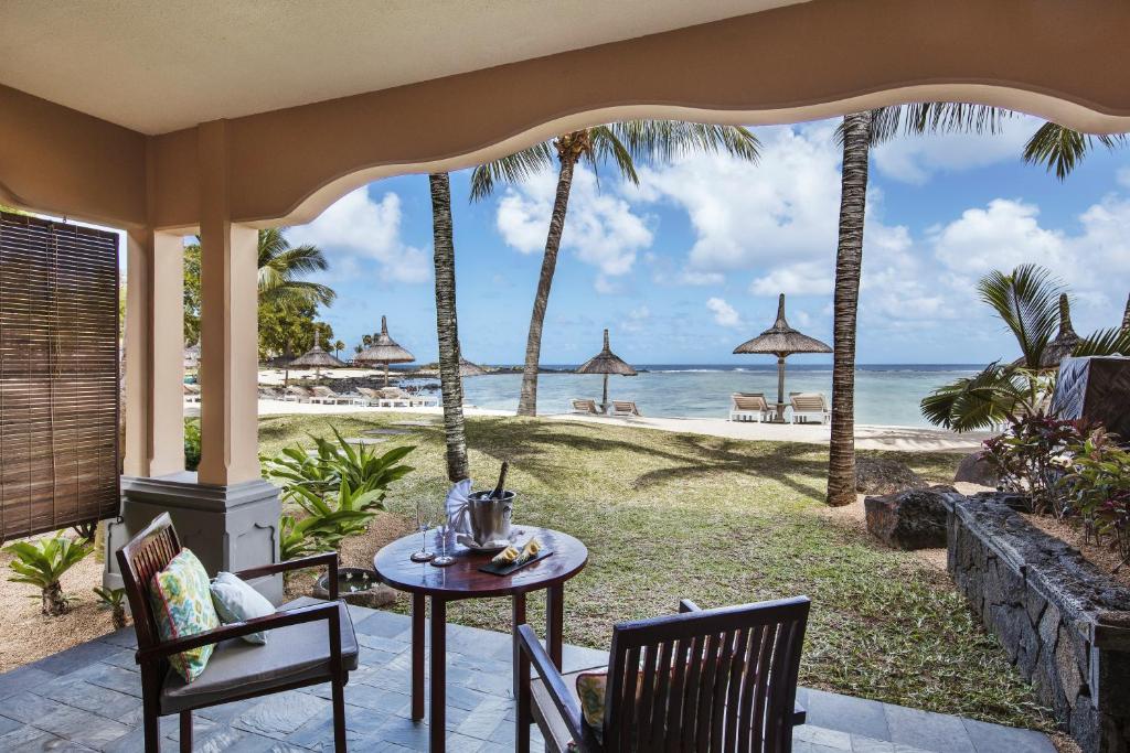 Junior Suite Beach Front