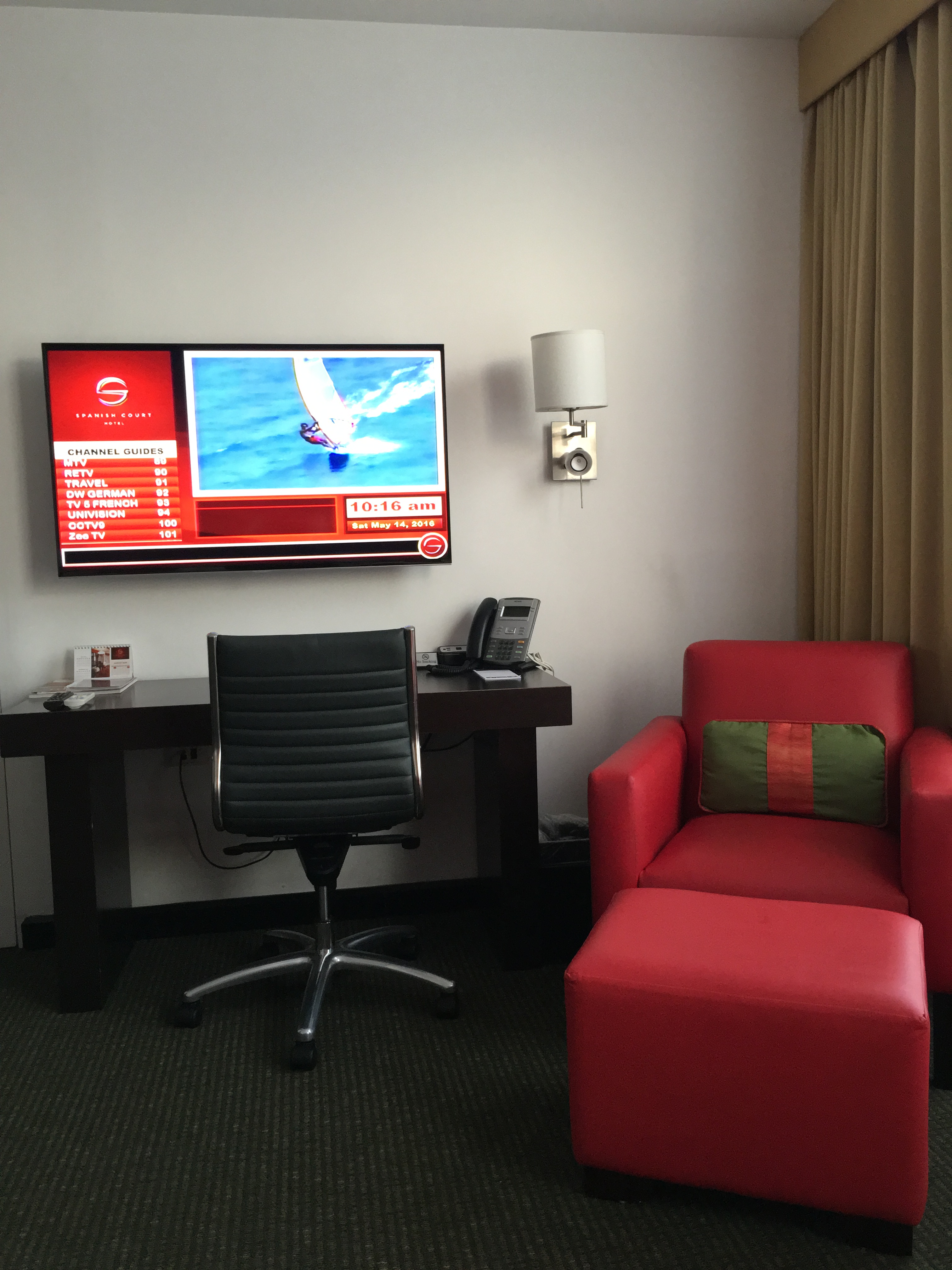 Double Deluxe King Bed