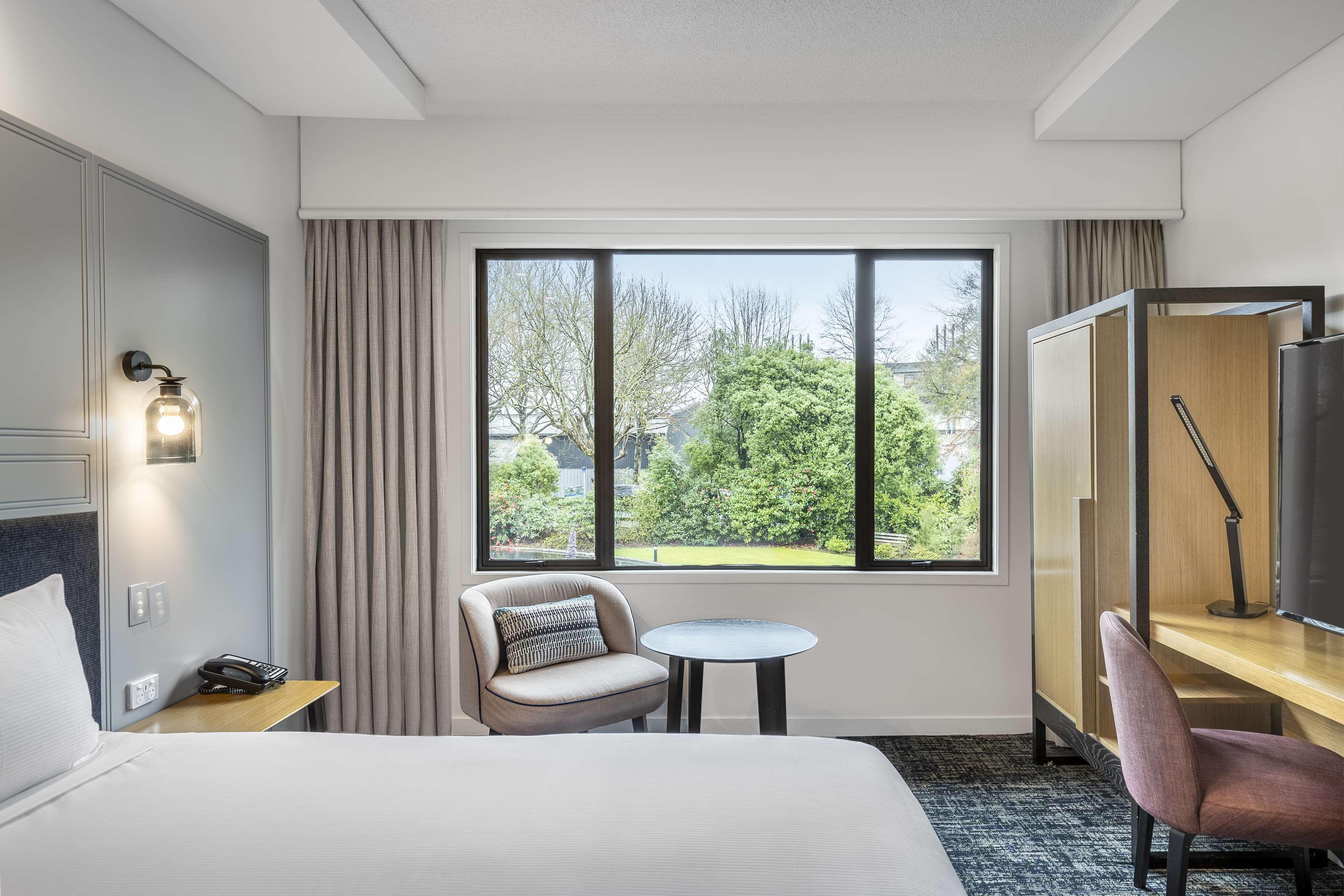 Double Deluxe King Bed