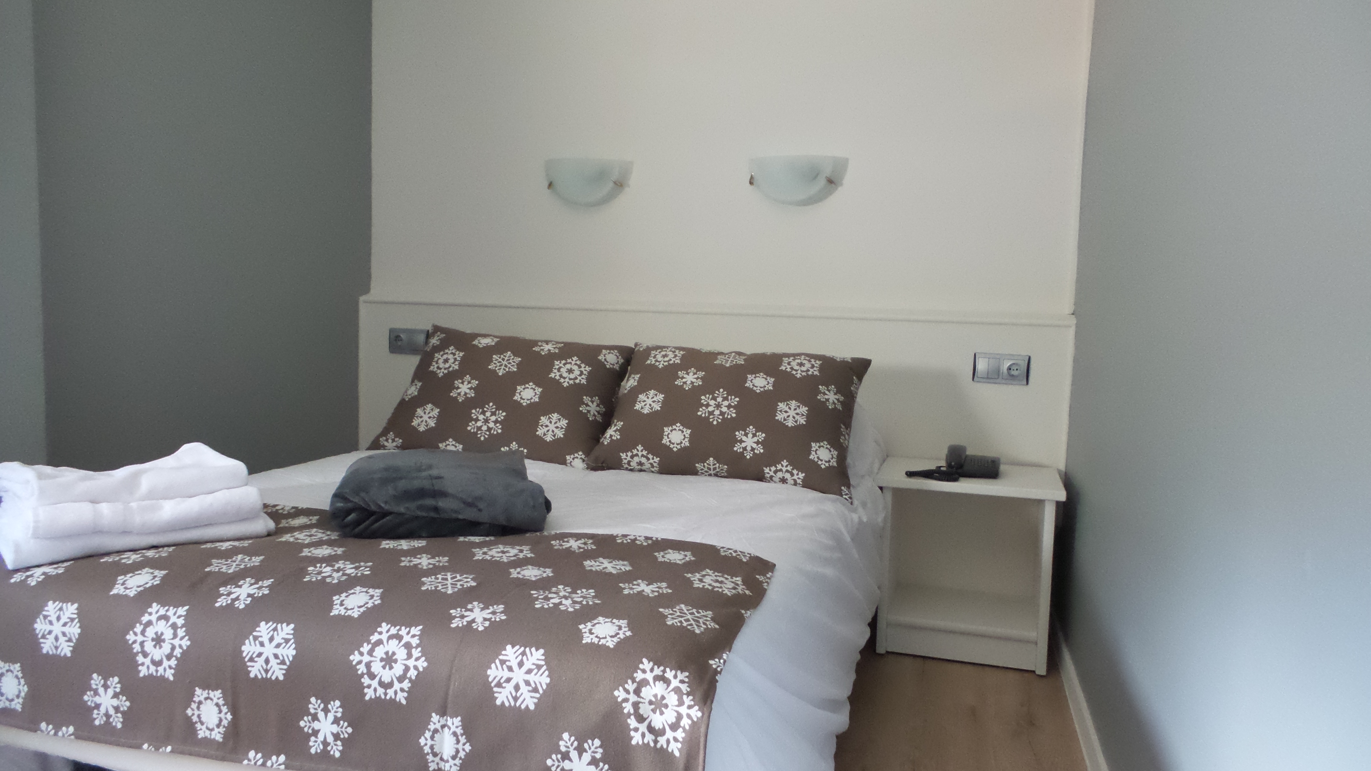 Double or Twin Standard