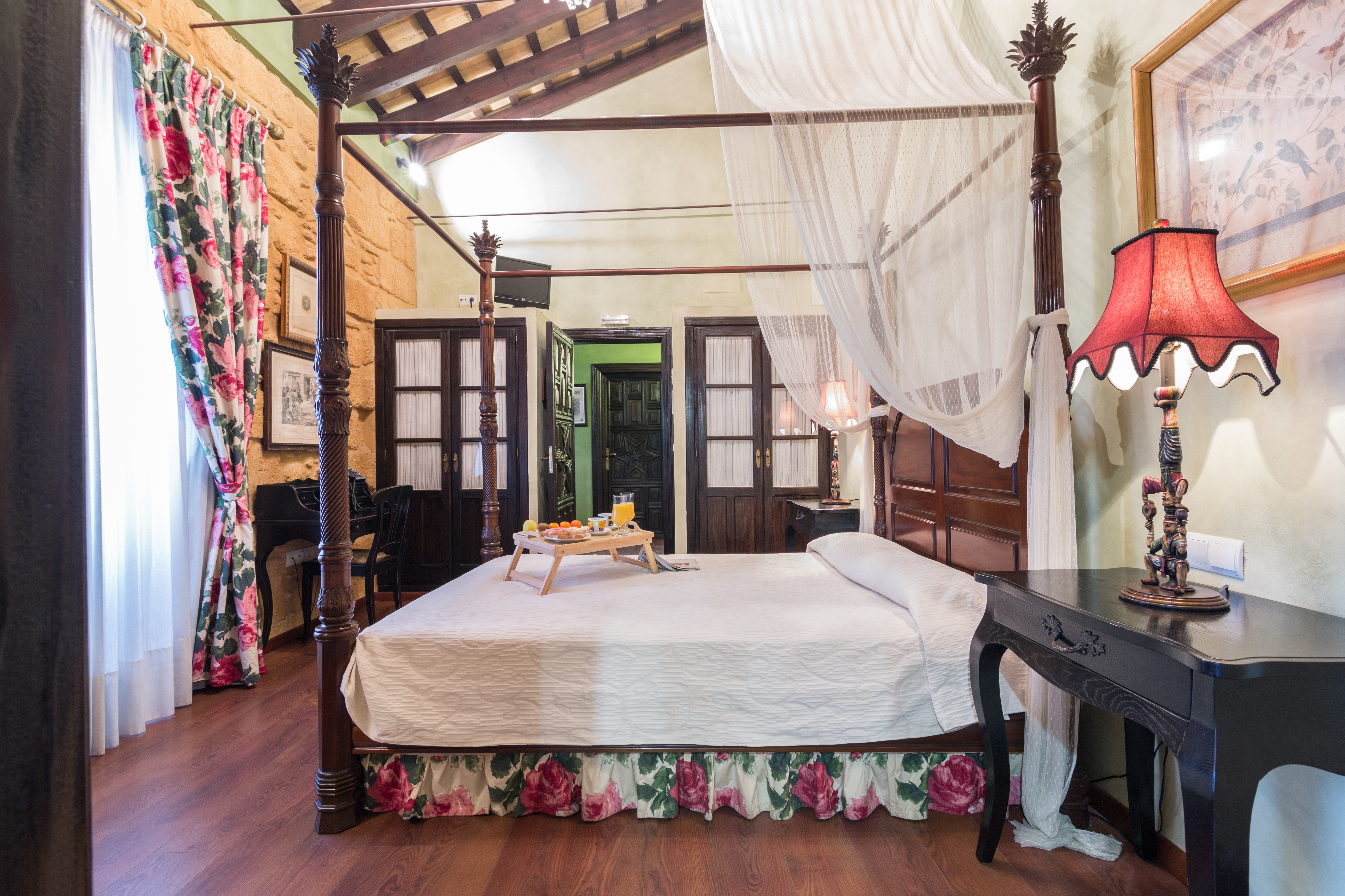 Double or Twin Deluxe