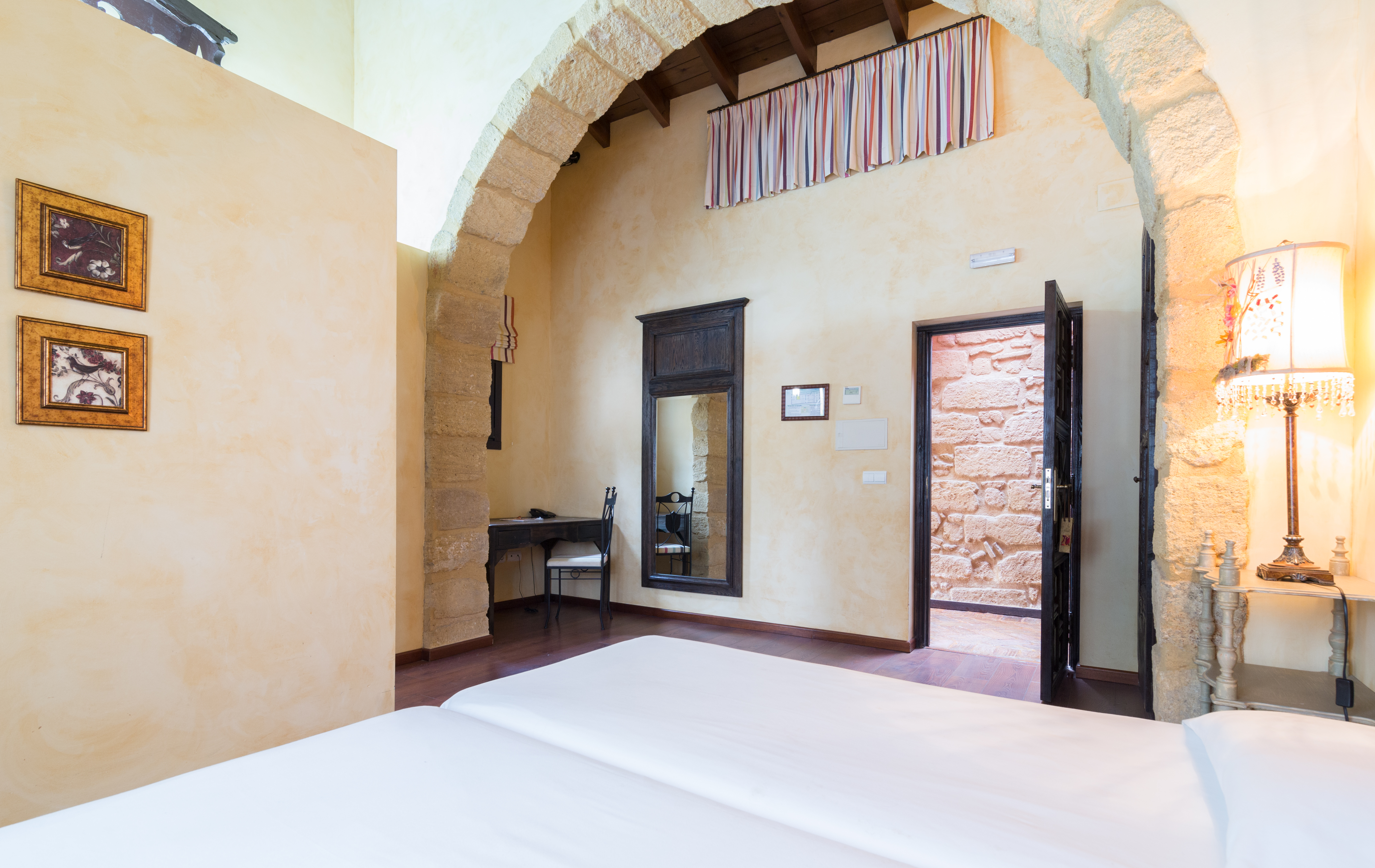 Double Single Superior