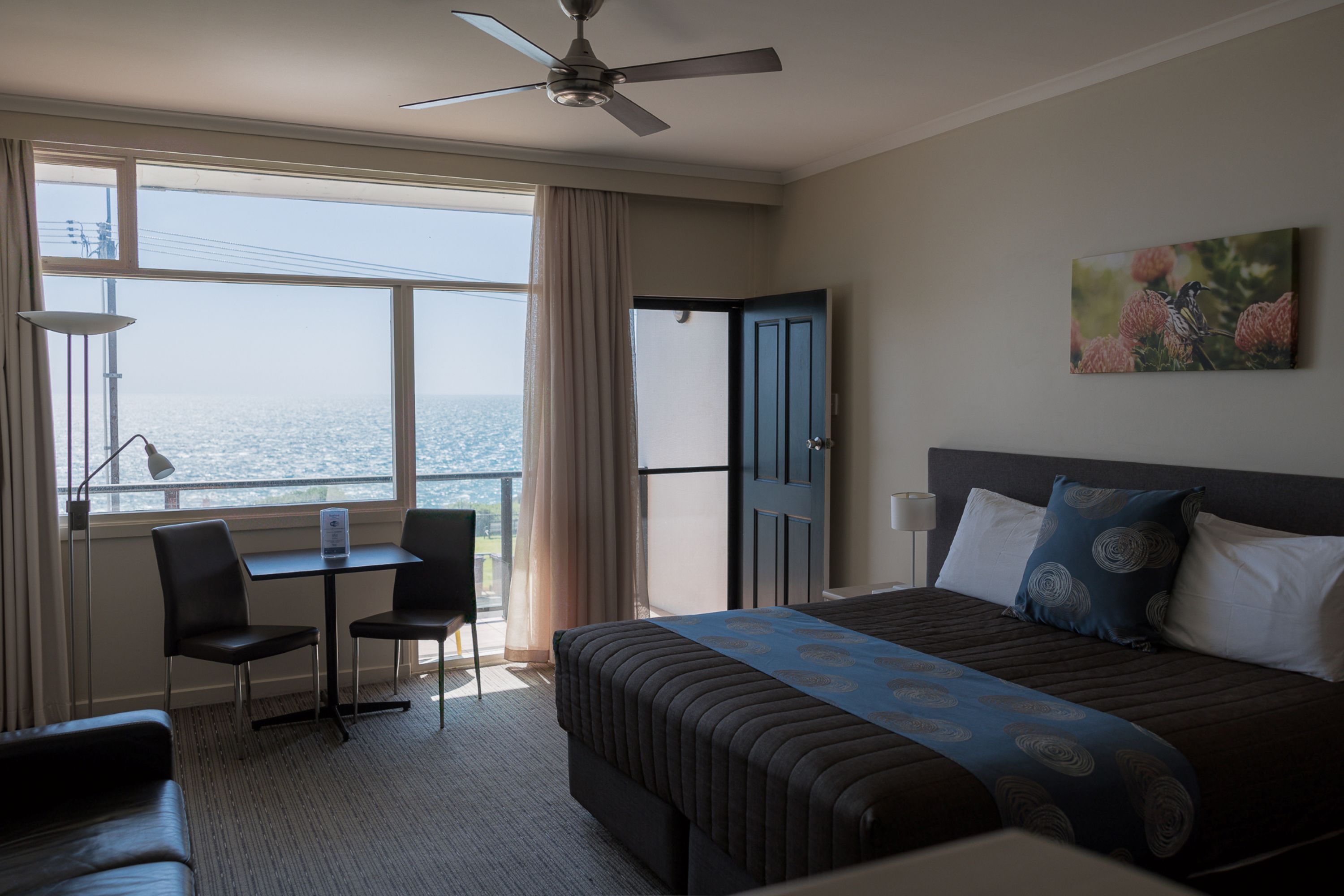 Room Sea Front
