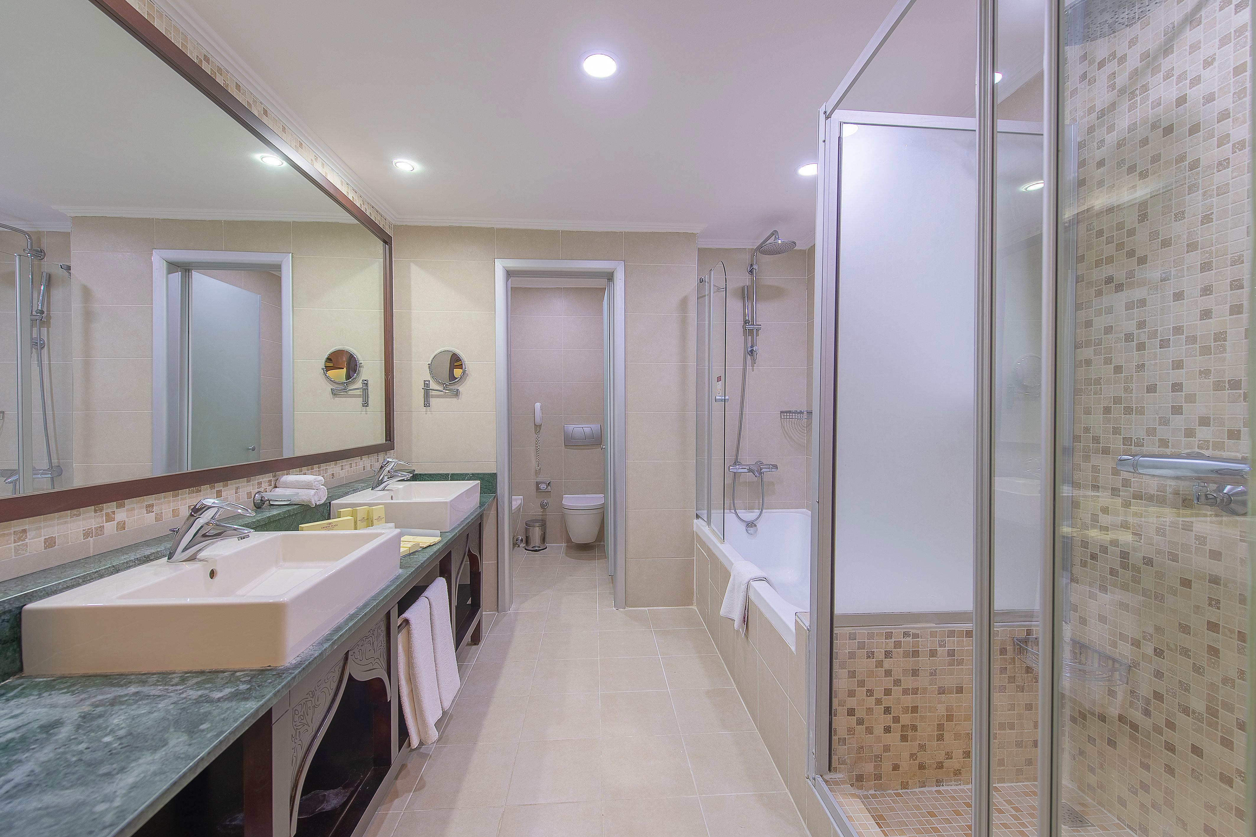 Junior Suite Side Sea View