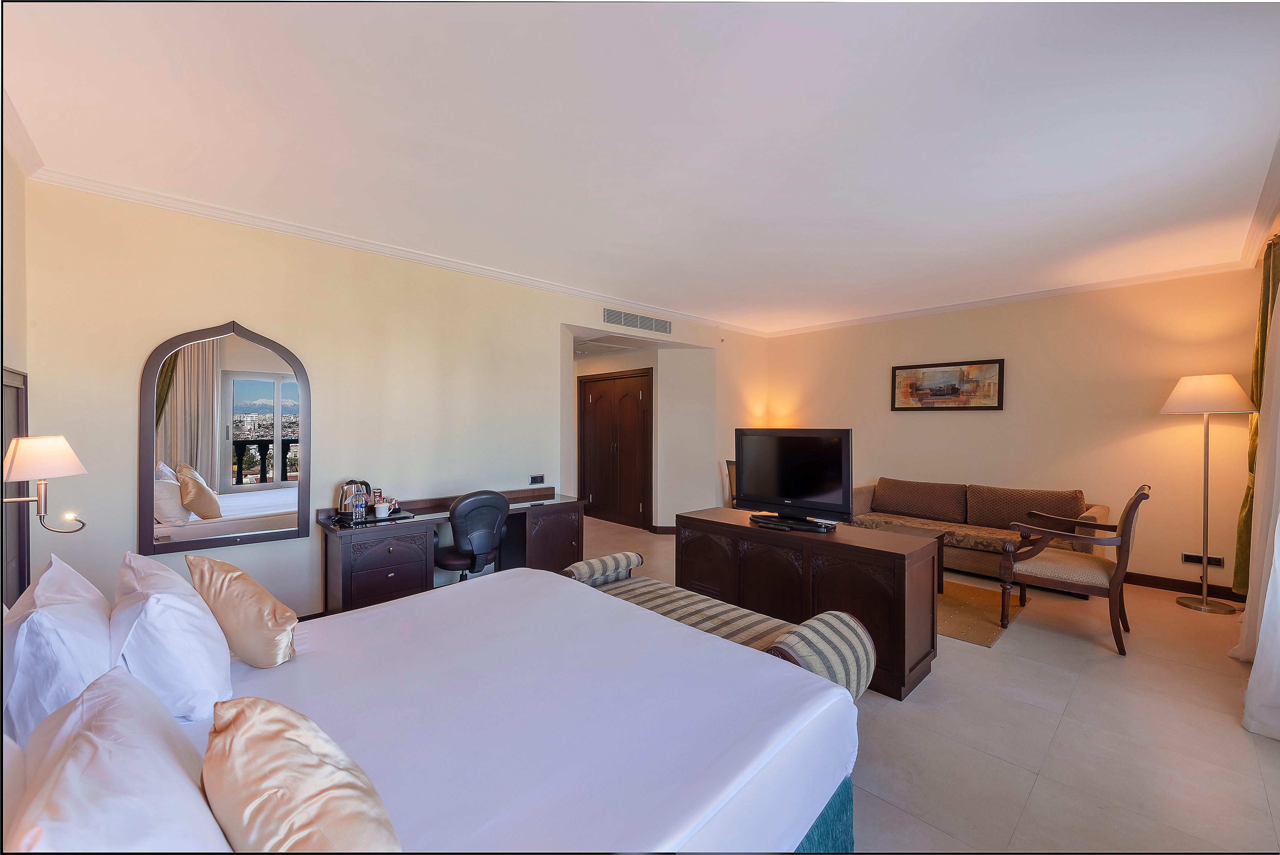Junior Suite Standard