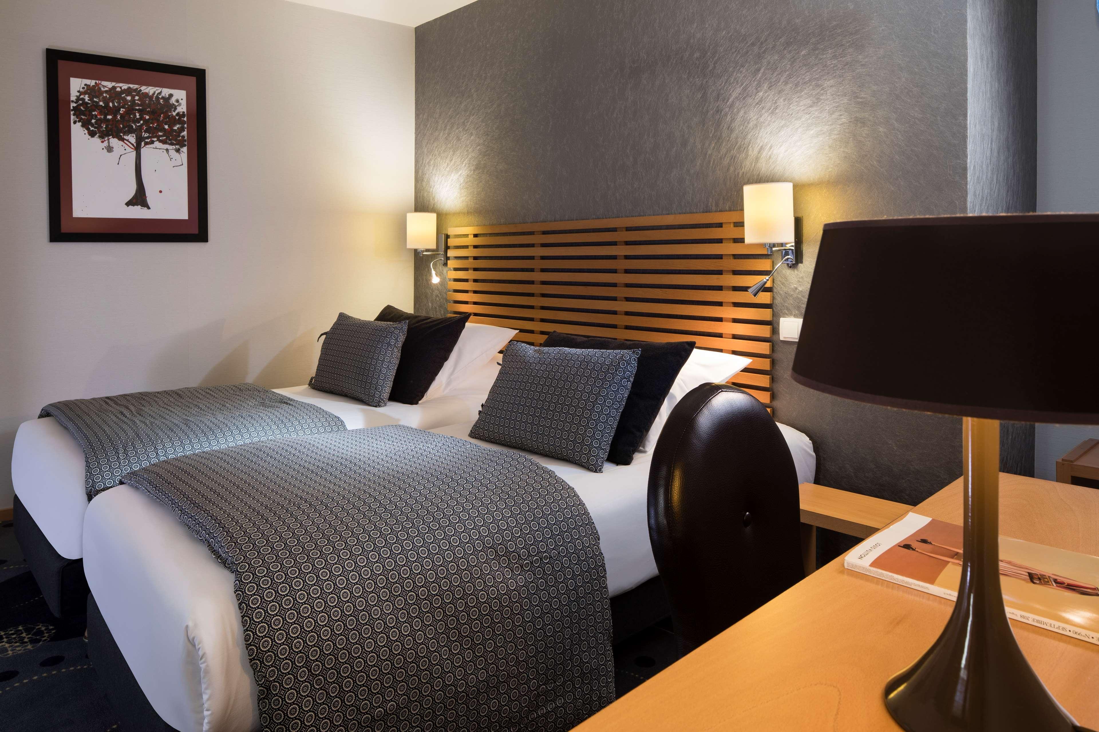 Double Queen Bed Non Smoking