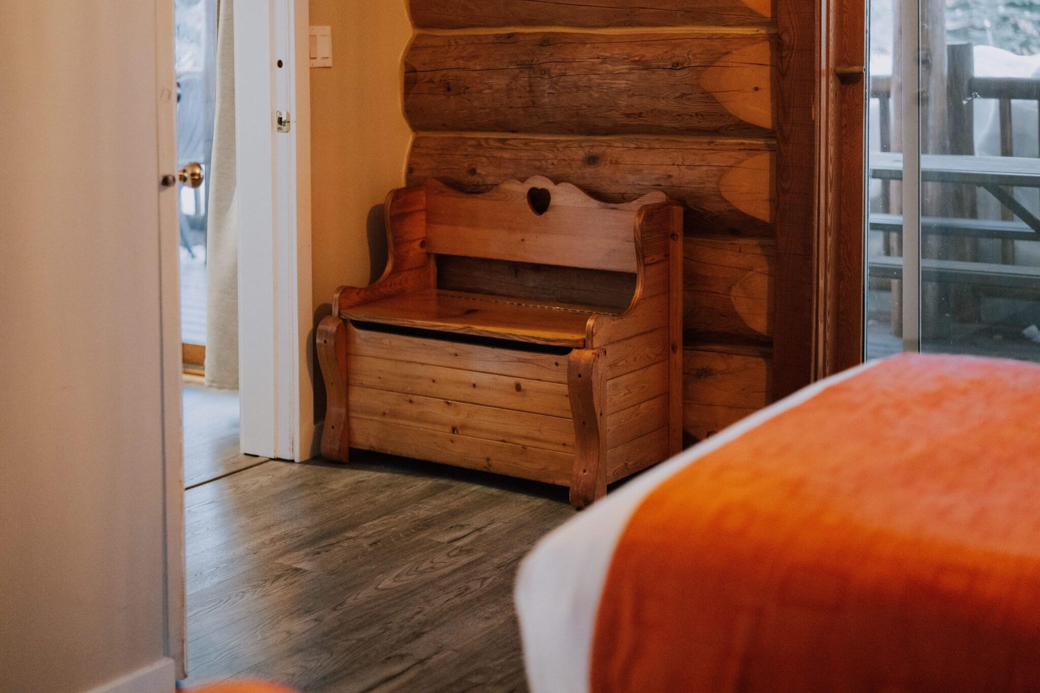 Chalet with Kitchenette